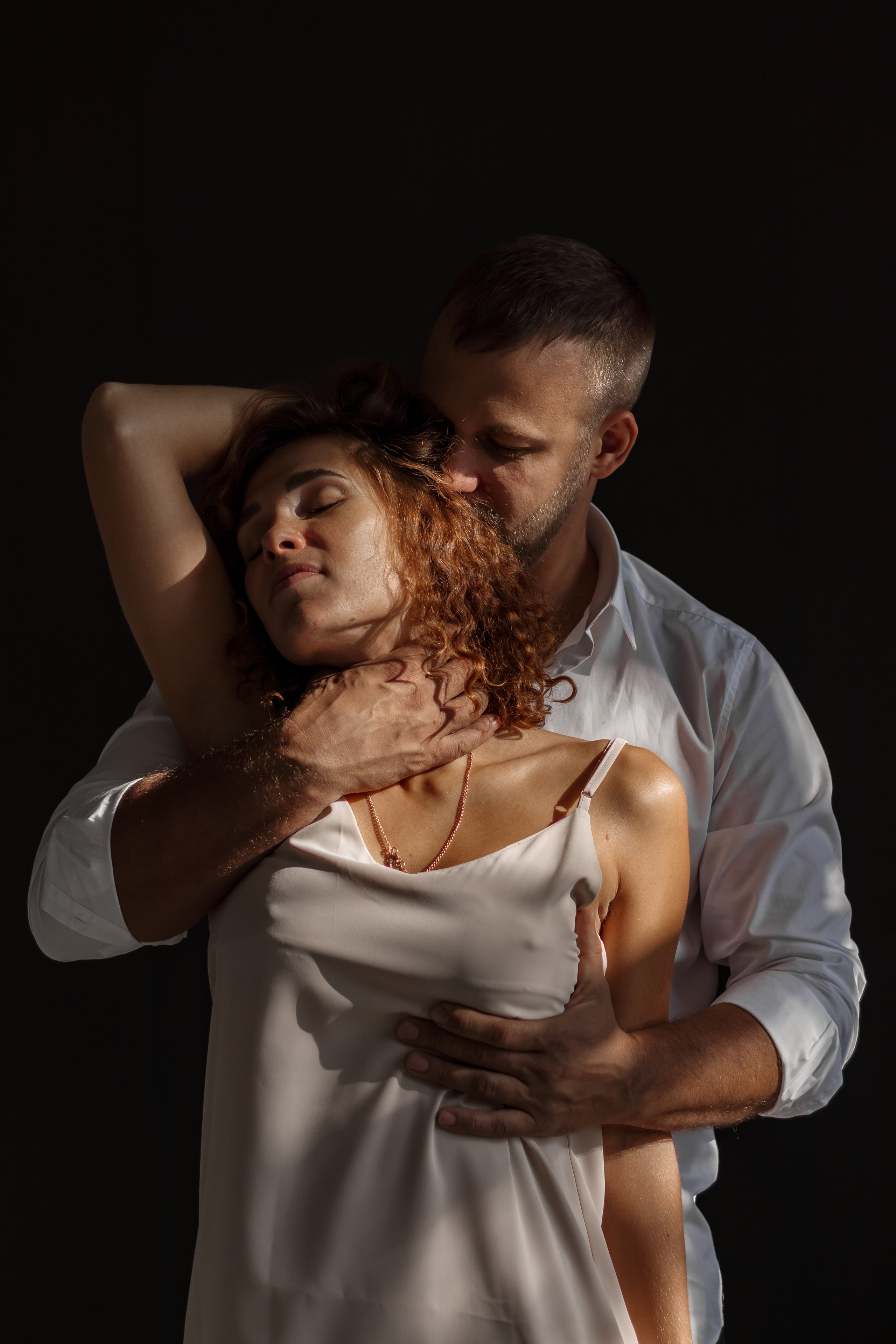 В студии. Портретный фотограф в Краснодаре Елена Побродилина