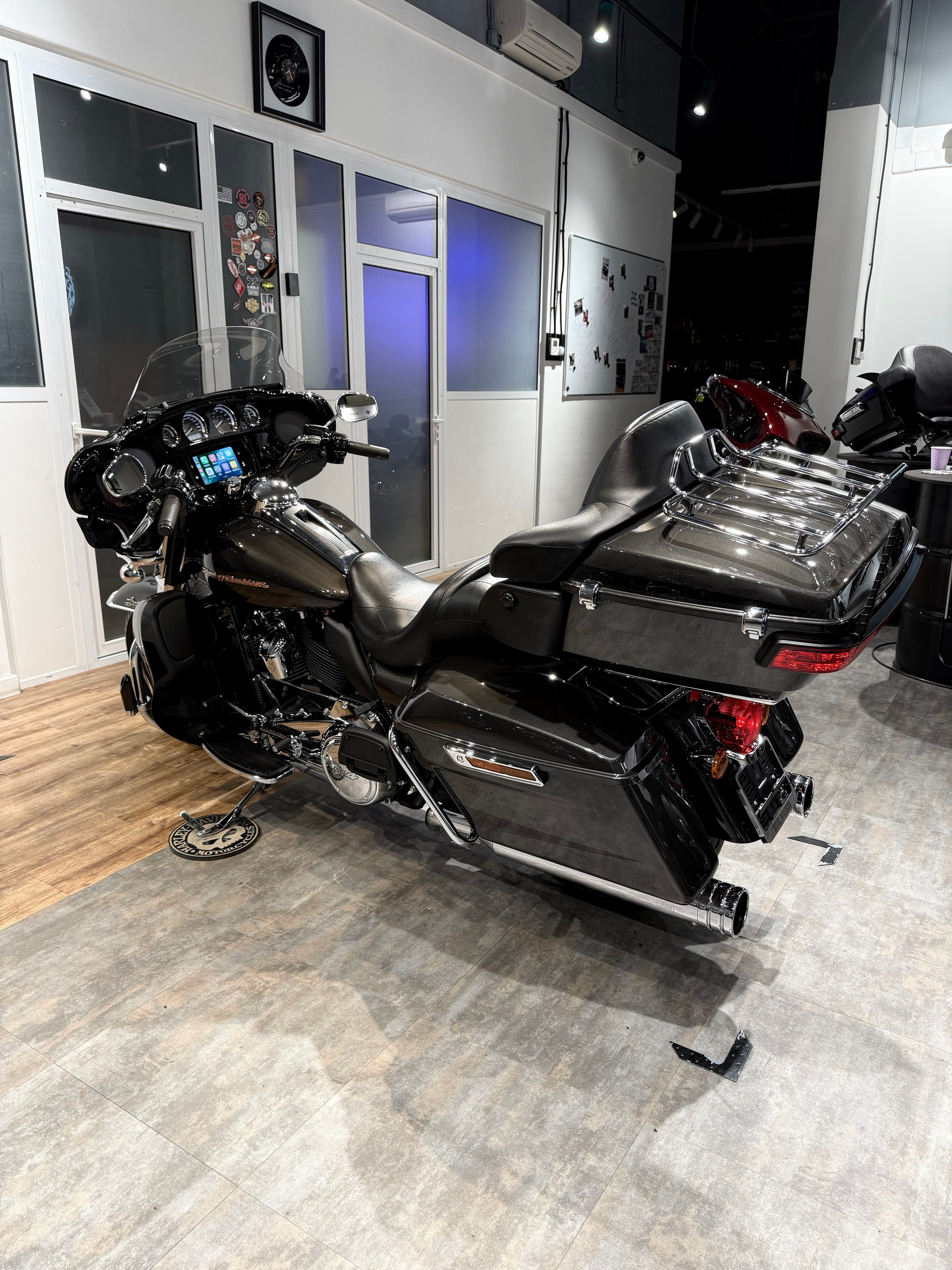 114 Electra Glide Limited (KessTech). Hello Davidson, Москва. Только хорошие мотоциклы…