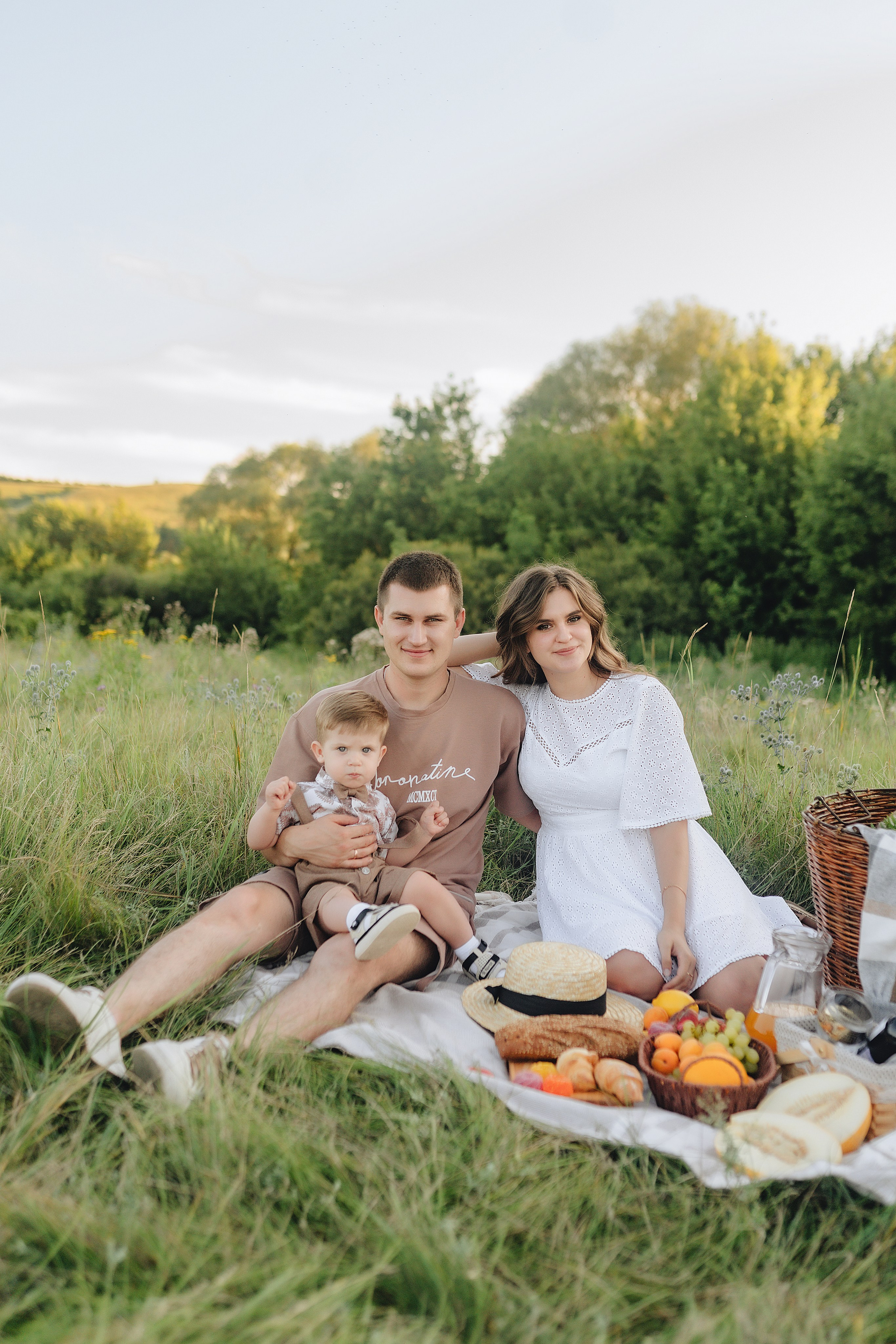 Светлана, Сергей и Женя | Семейная съемка на закате. Фотограф Карина Шмулёва. Воронеж и область