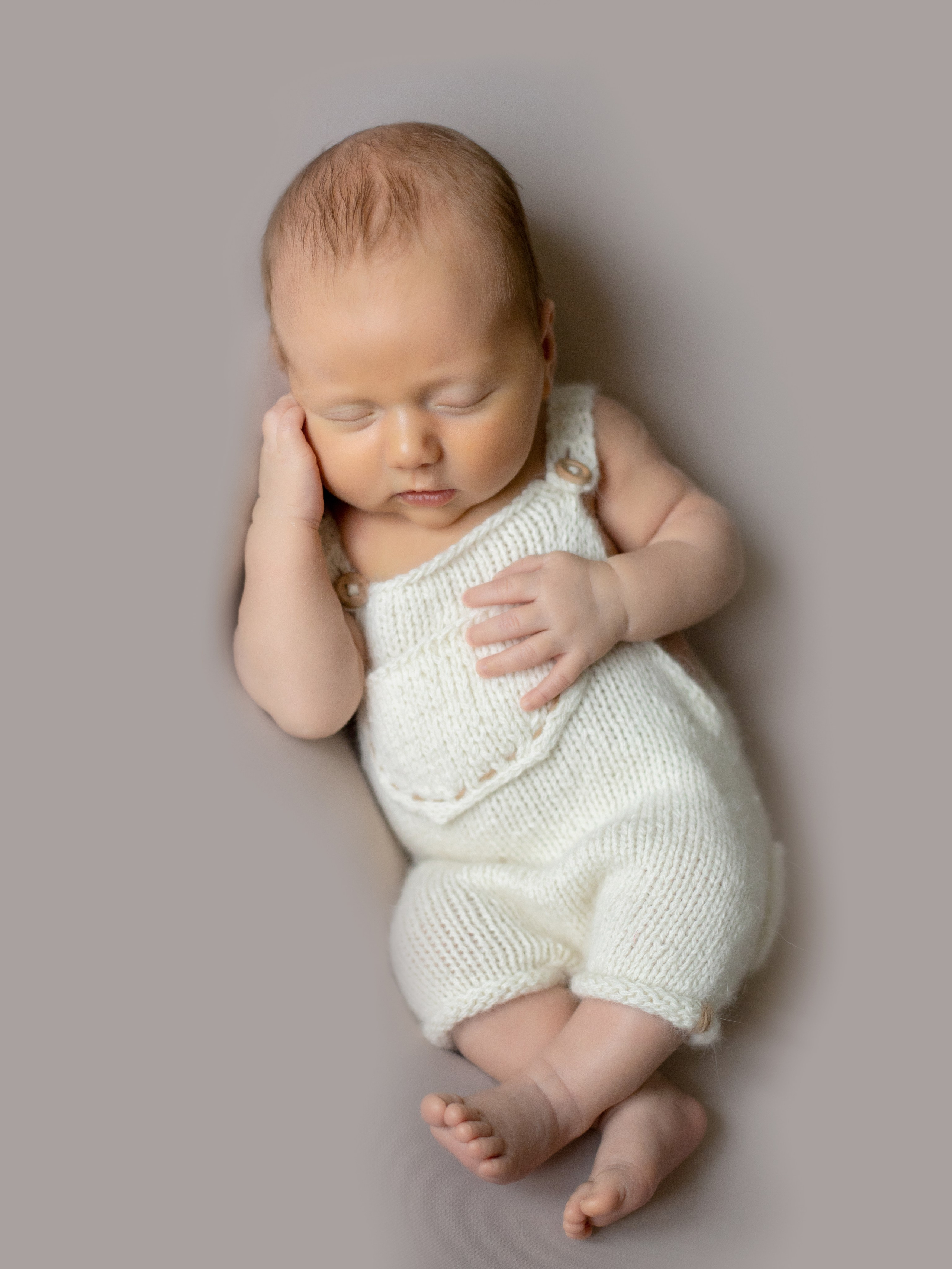 новорождённый мальчик фотосессия 