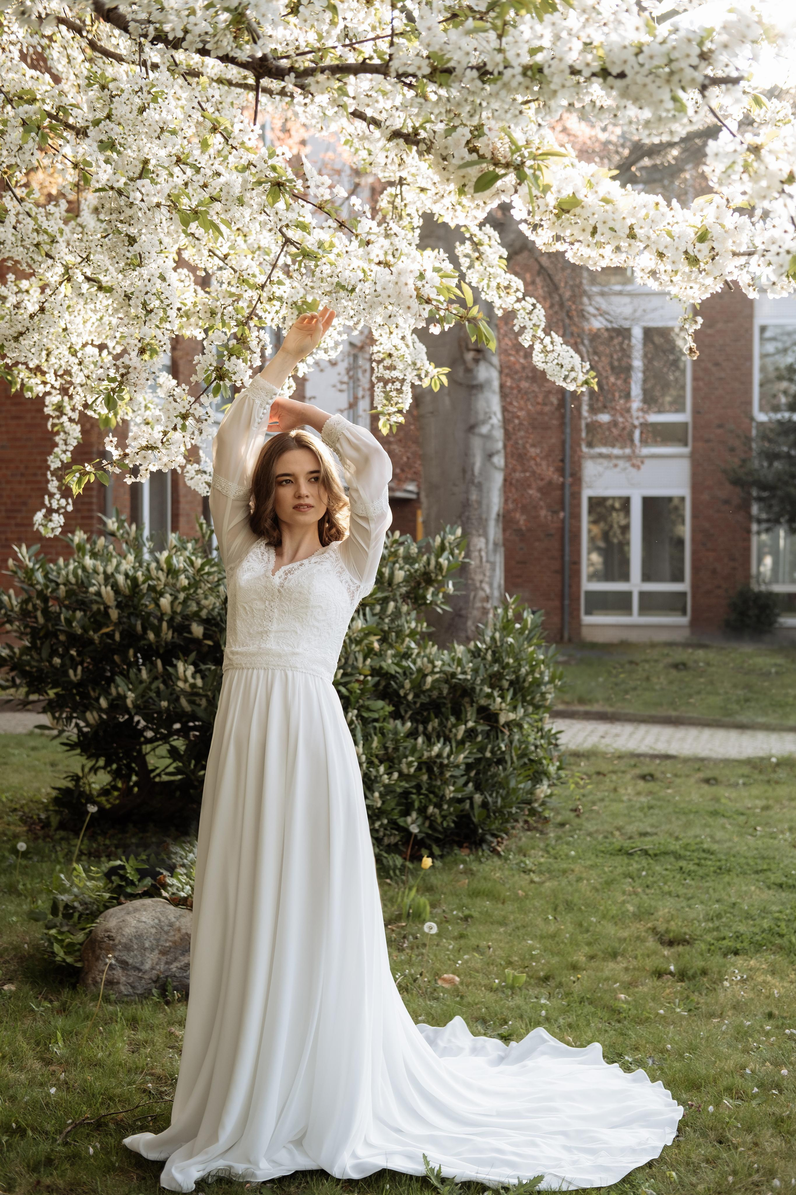 Wedding dresses Bonn. Photographer Cologne Bonn Europe Anna Ketova