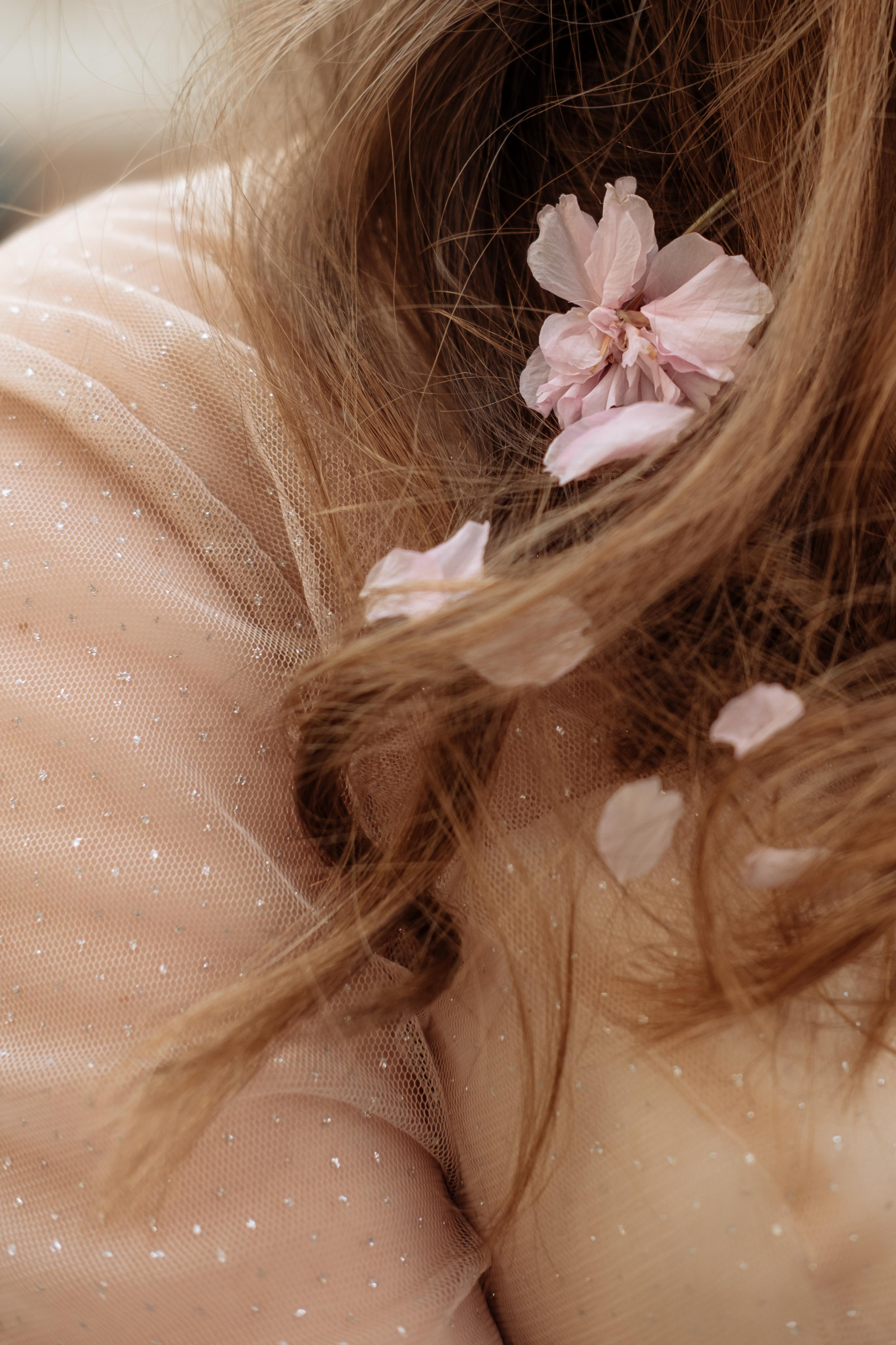 Wedding dresses Bonn. Photographer Cologne Bonn Europe Anna Ketova