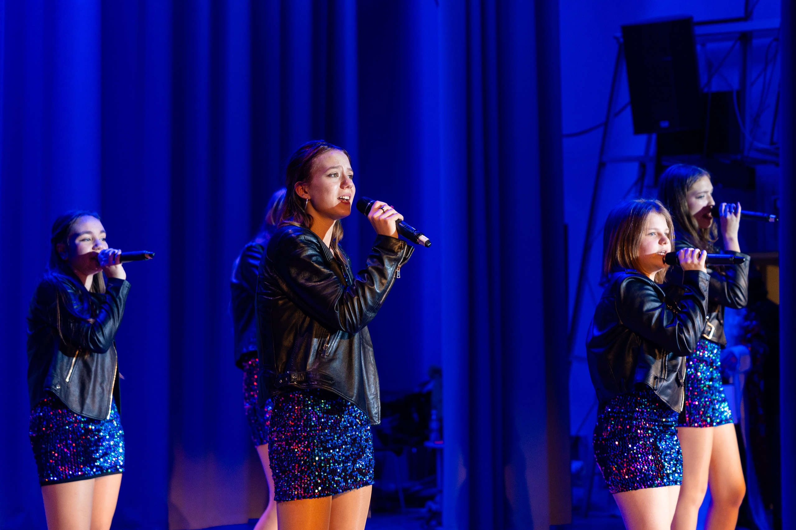 Концерт ДК Буривестник. Фотограф Никита Комаров