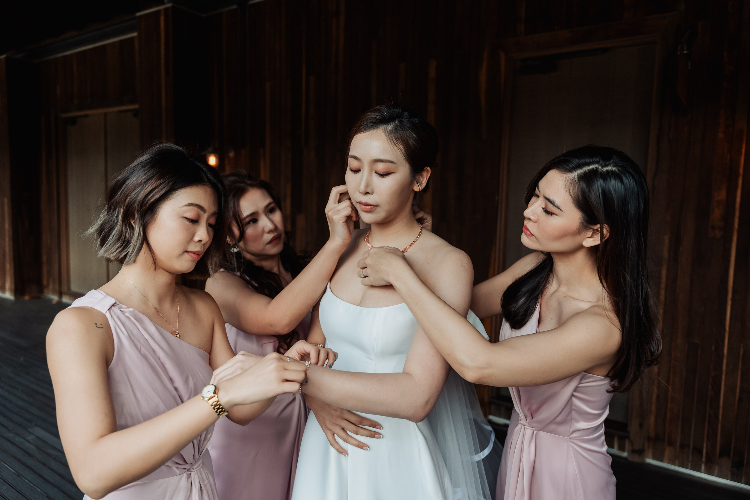 …True Love’s Kiss. Golden Moments Editing — We do Wedding’s Retouch and Video Editing