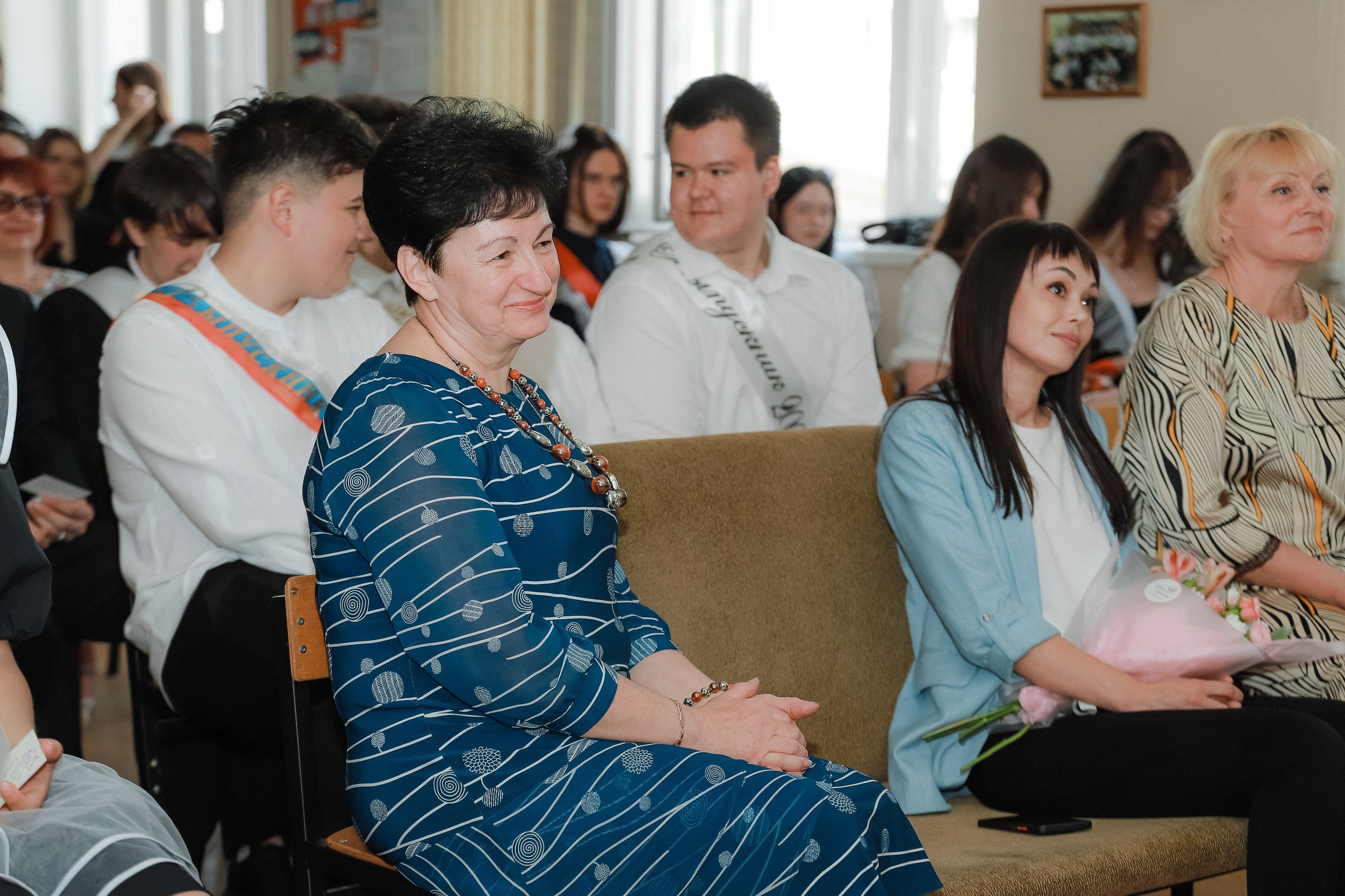 Последний звонок шк № 49. Фотограф Юлия Мальцева