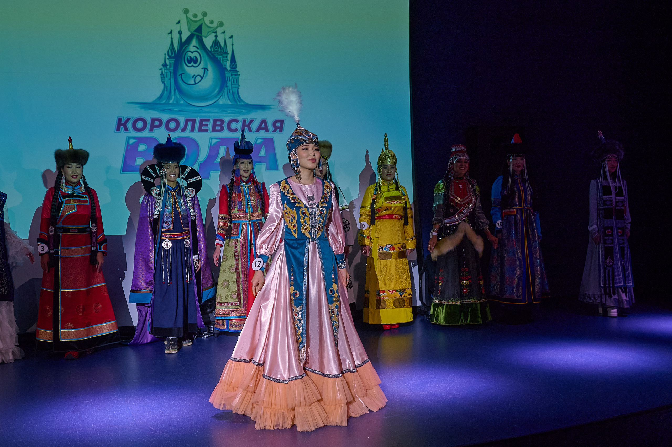 Миссис Азия 2025 (Москва). Репортаж | фотосъемка в Москве и РФ | Фотограф Александр Емелькин