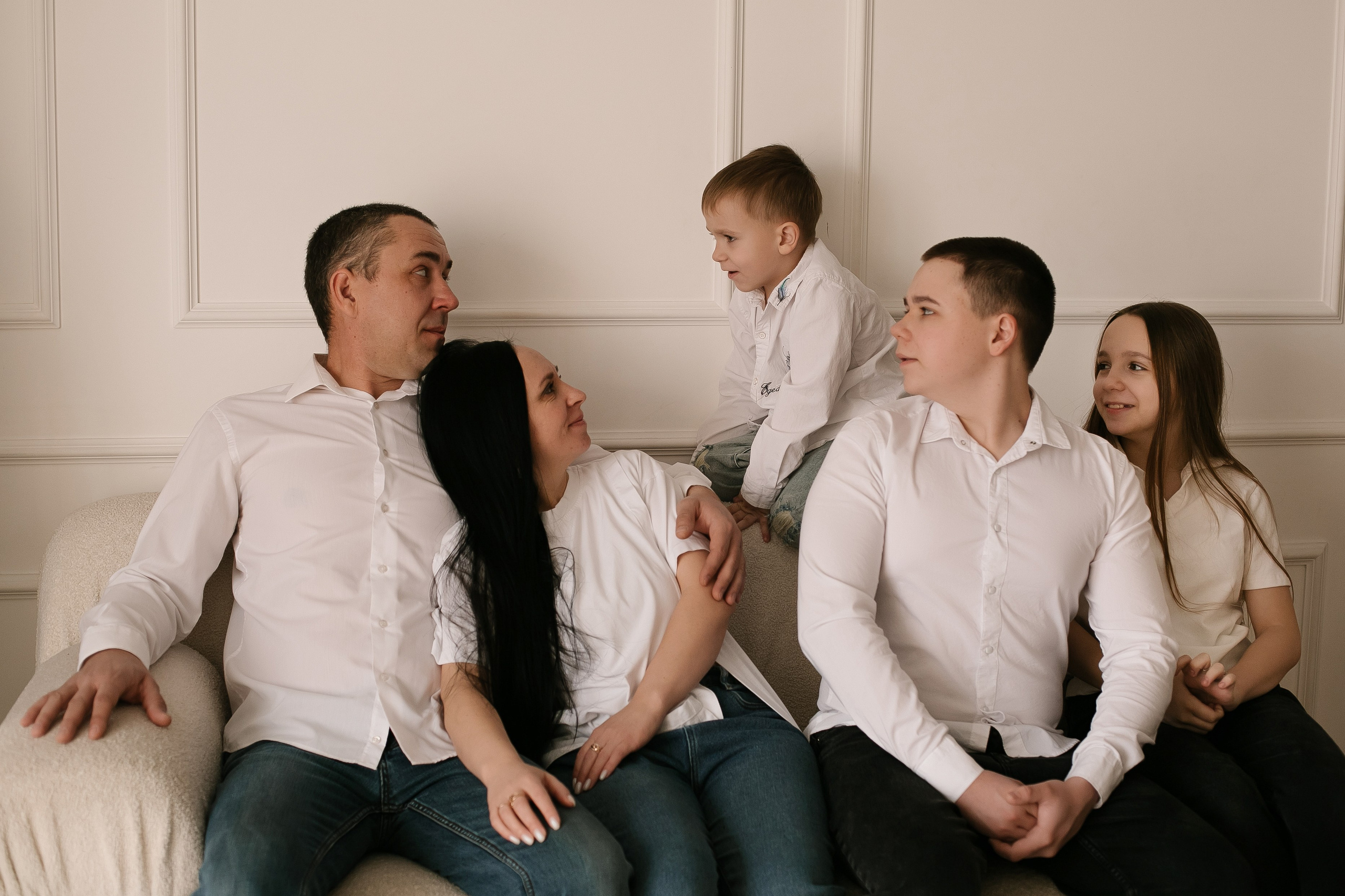 Уютная семейная съемка. Свадебный, семейный и детский фотограф в г. Абакан респ. Хакасия Любов