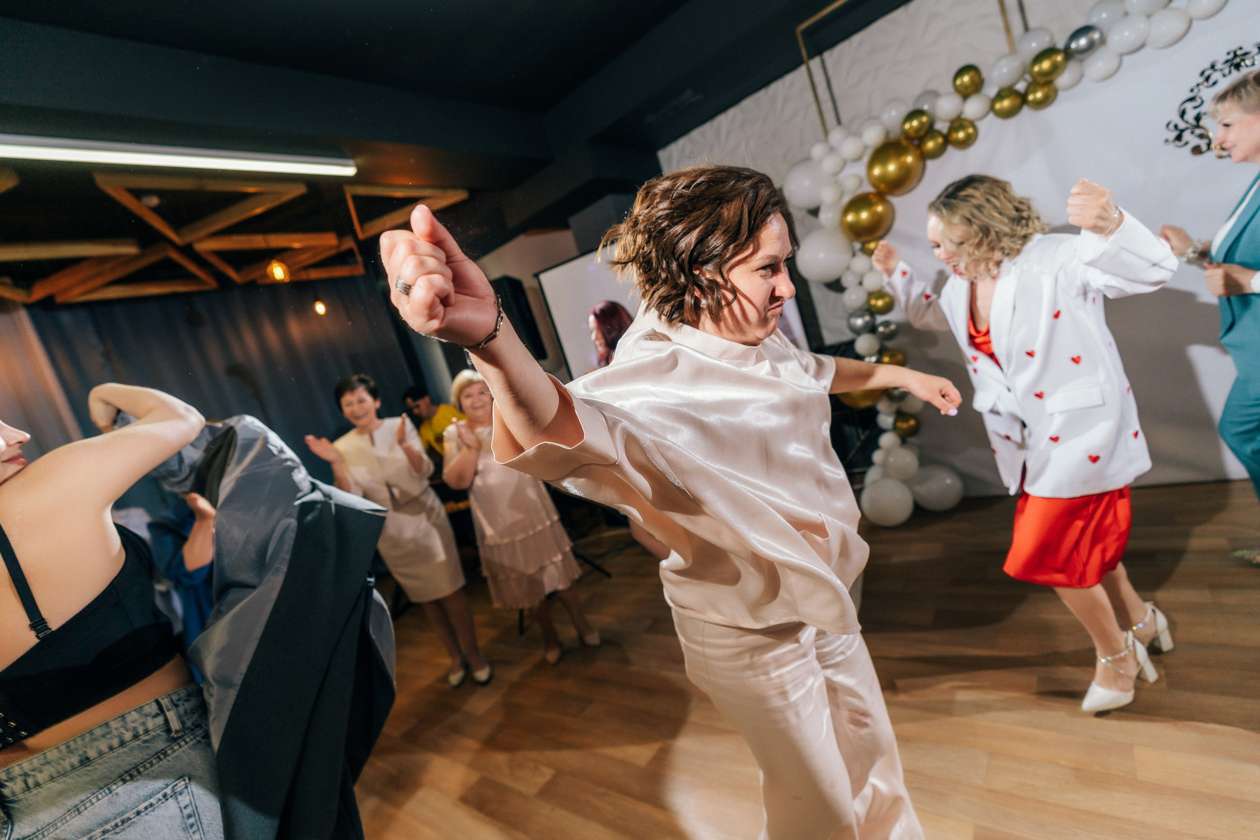 Красный кабриолет. Фотограф Ангарск Иркутск Ксения Король