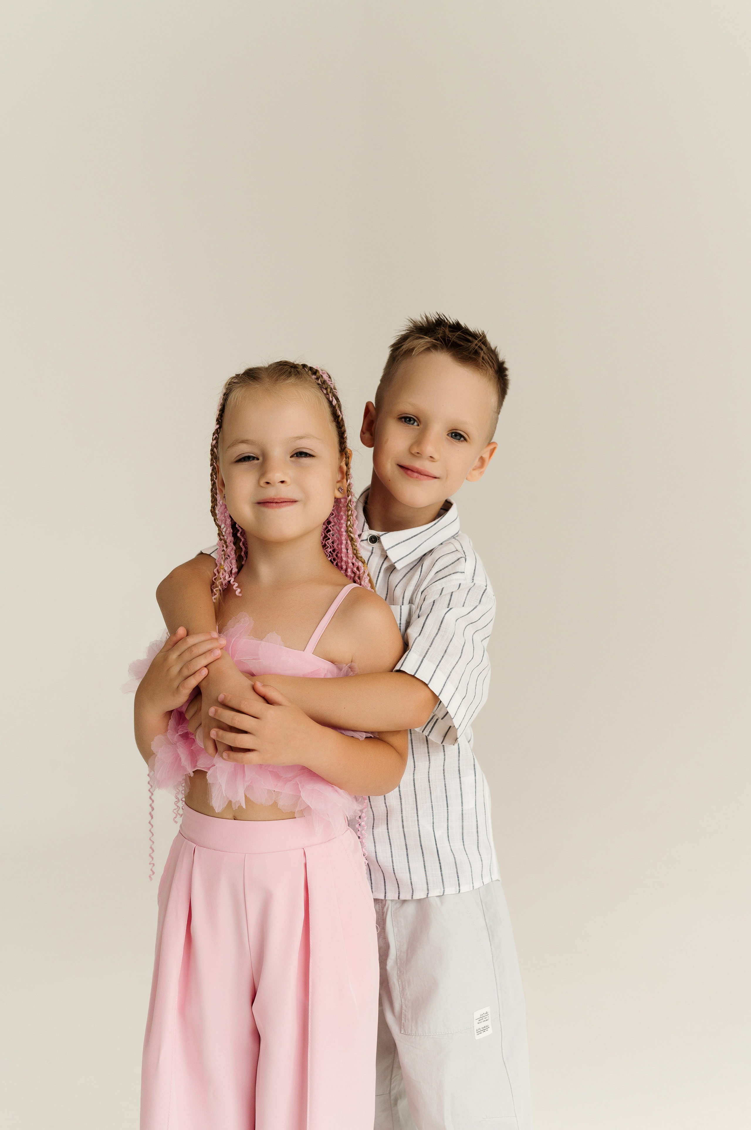 Вика, Слава, Середа и Юля. Фотограф в Краснодаре Скубицкая Альбина