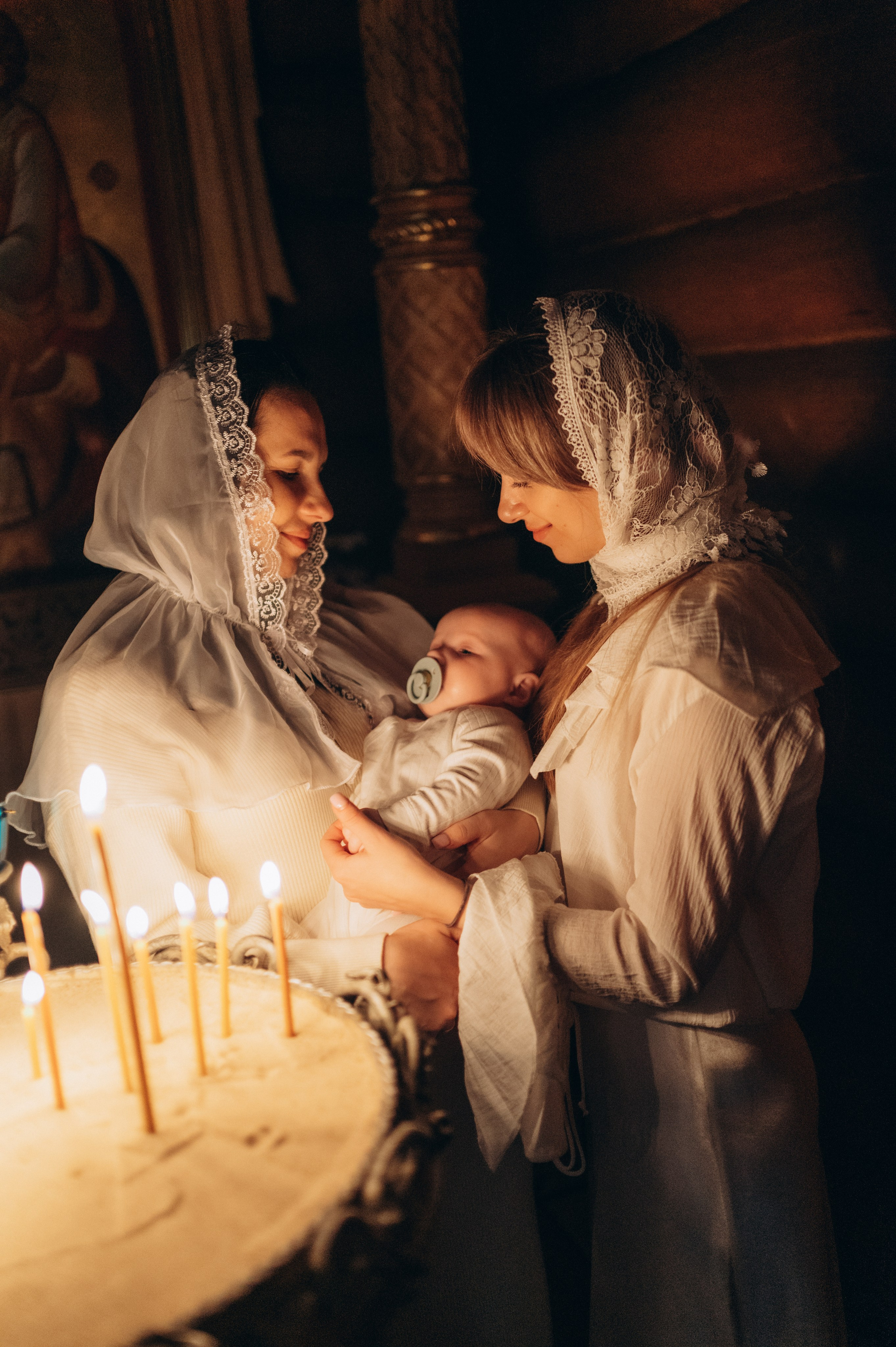 Крещение Тимура (Храм Святой Троицы). Семейный фотограф в Минске Дарья Дреко