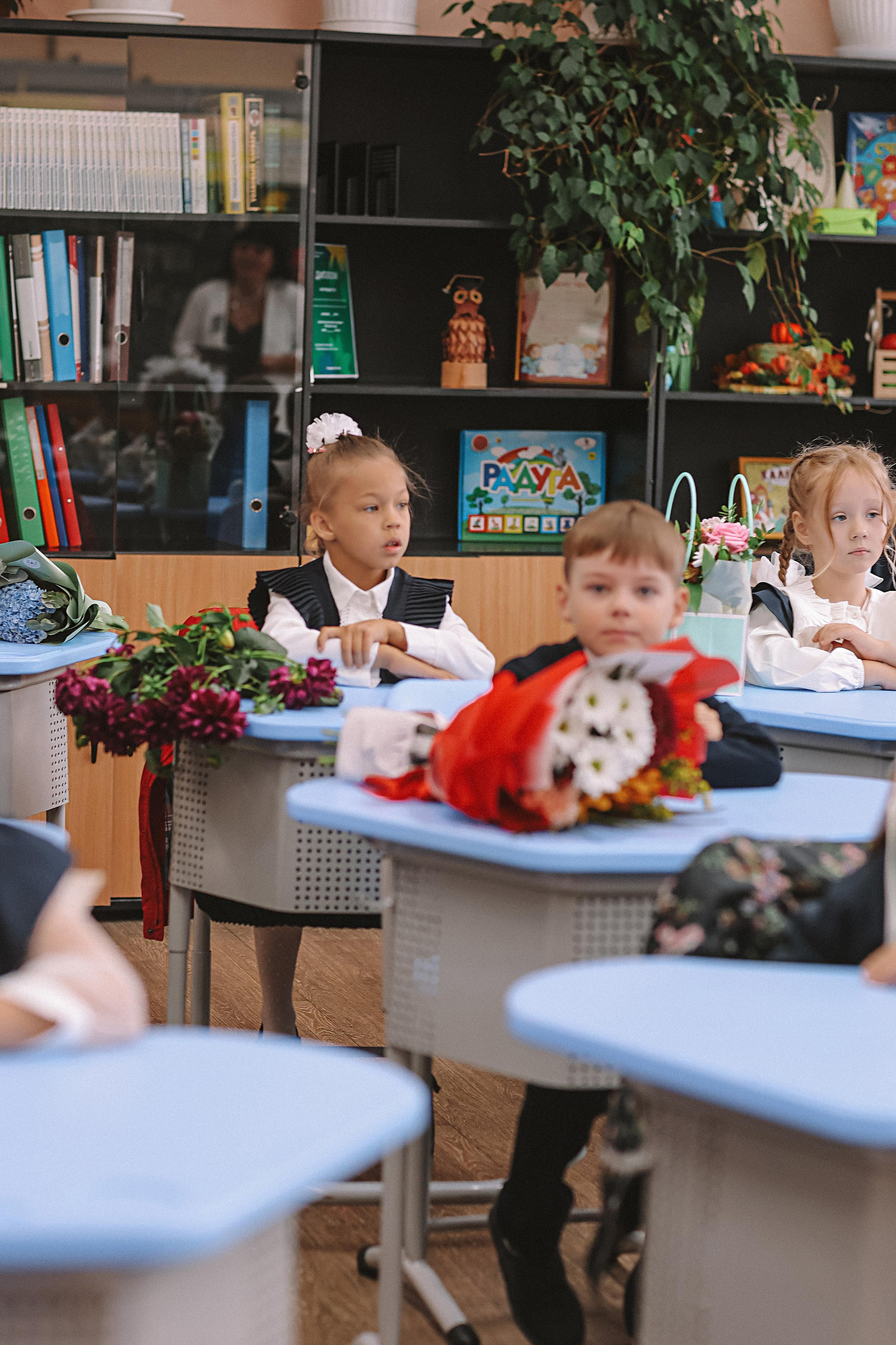 1 сентября линейка+кл час+портреты. Семейный фотограф Тюмень, фотограф на роды Салмина Мария