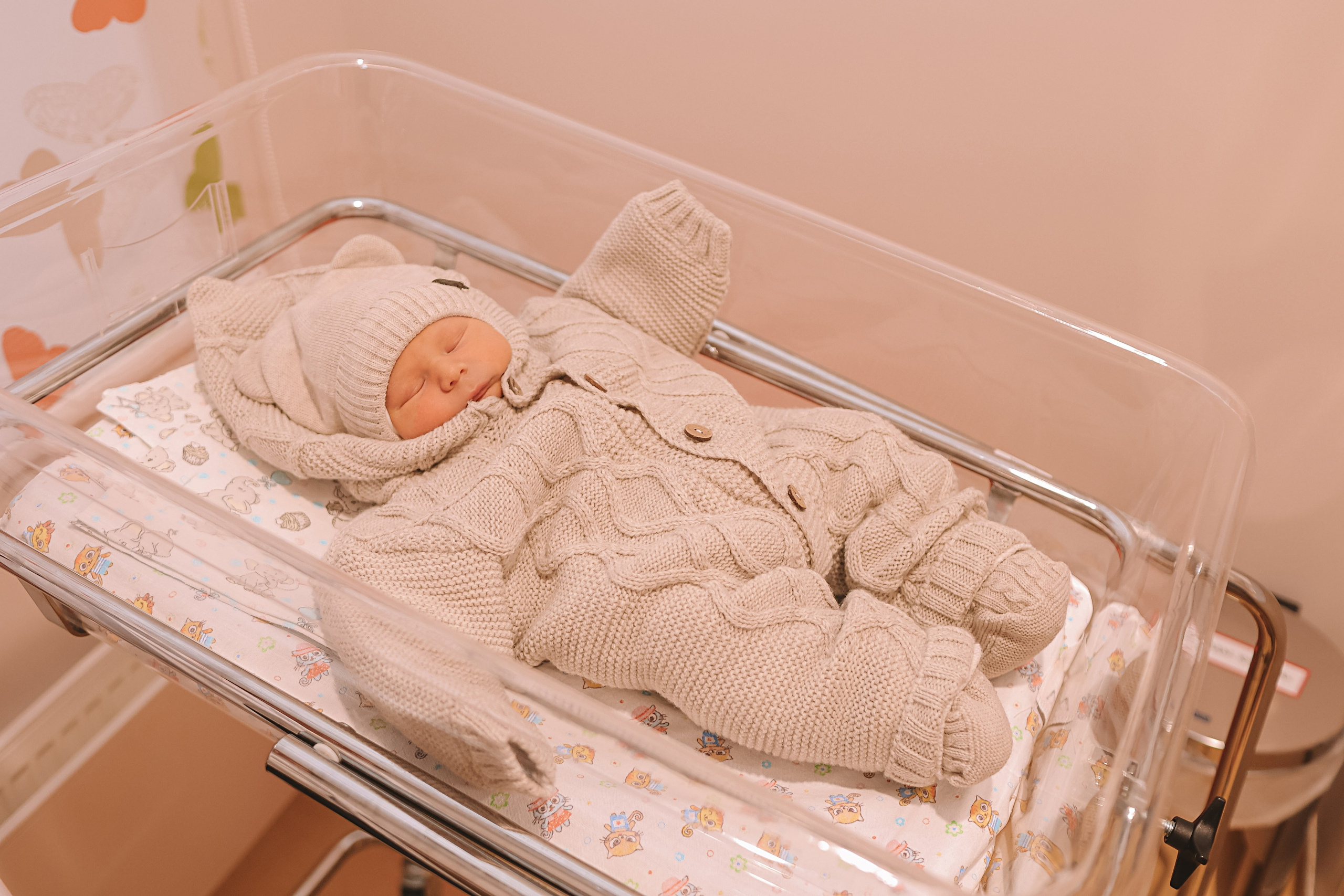 Выписка Мид. Семейный фотограф Тюмень, фотограф на роды Салмина Мария