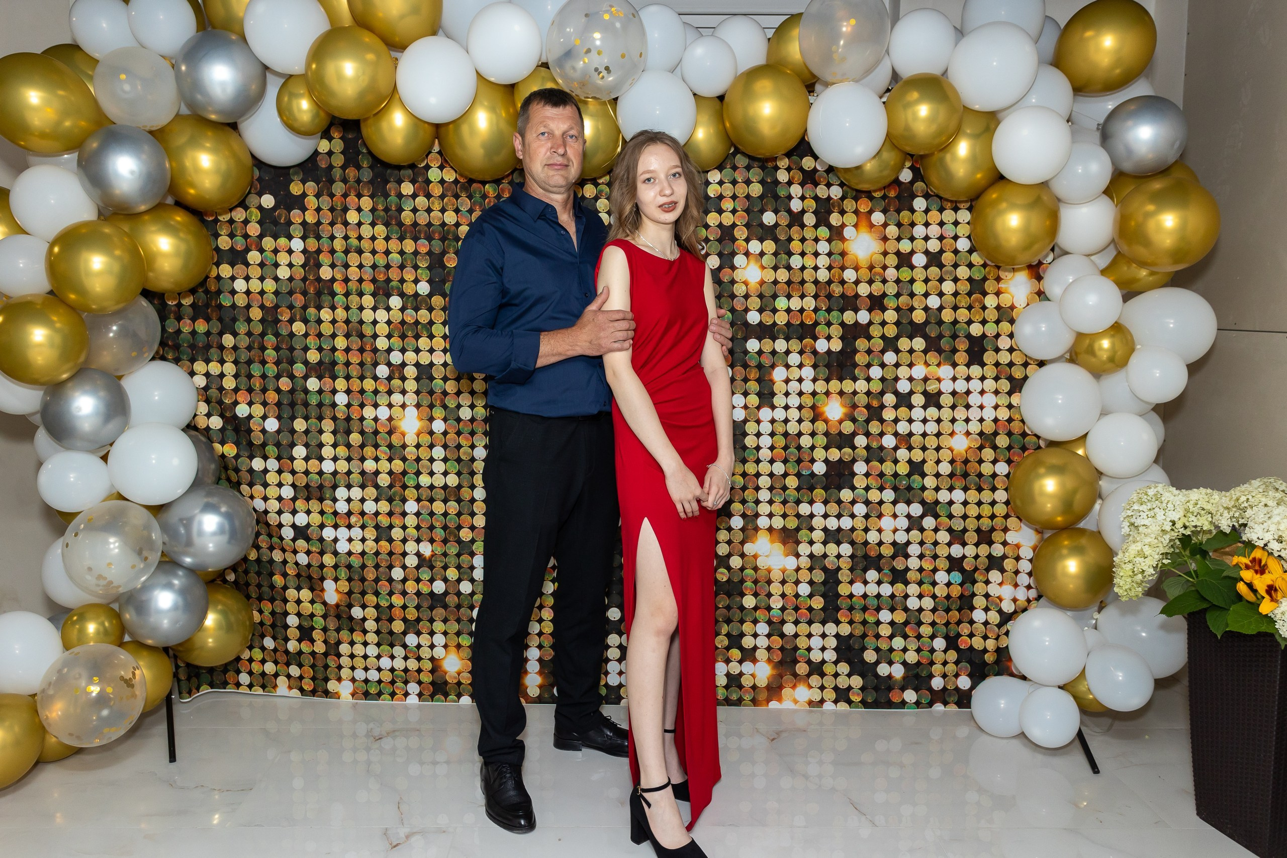 Вручение аттестата и выпускной вечер. Выпускные альбомы Майкоп, Краснодар Елена Золотарева