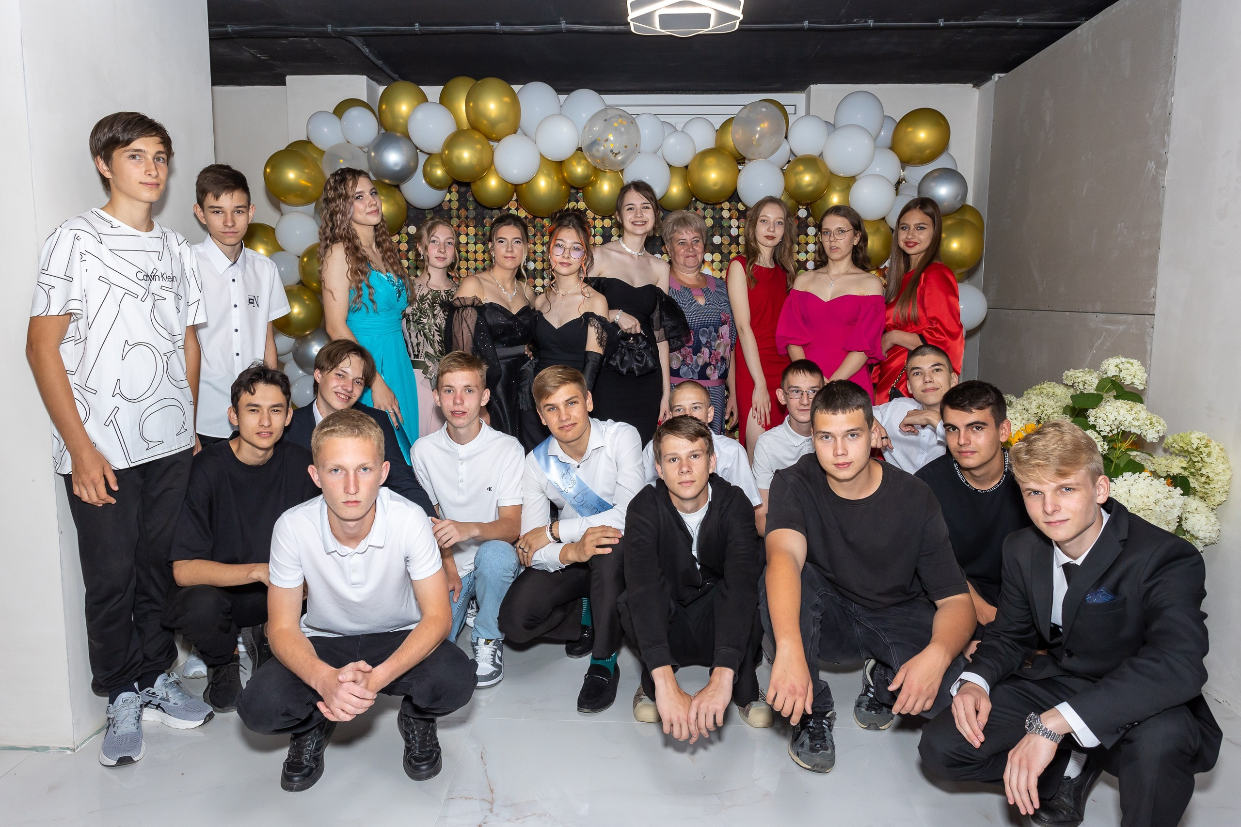 Вручение аттестата и выпускной вечер. Выпускные альбомы Майкоп, Краснодар Елена Золотарева