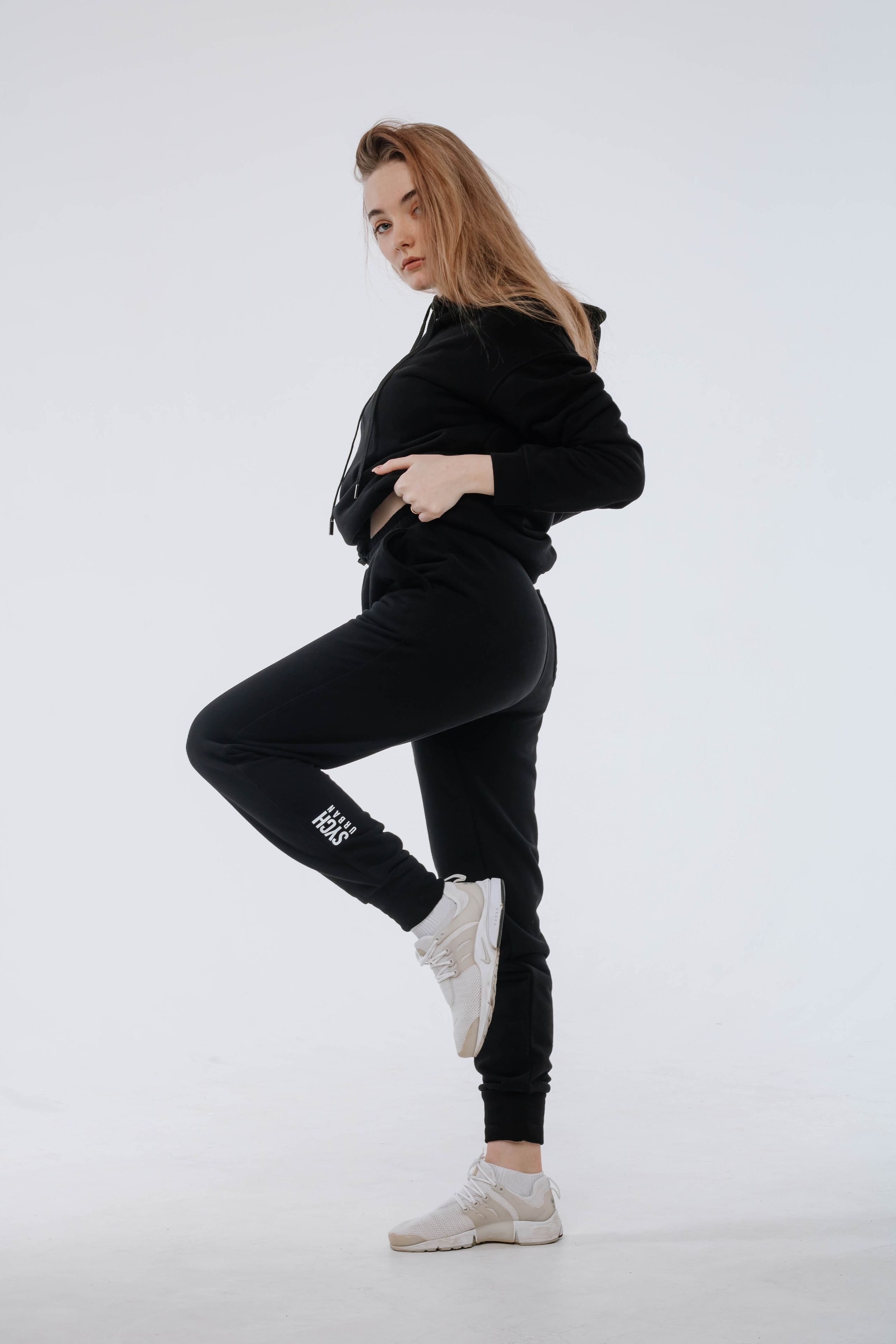 Бренд спротивной одежды «SYCH». Портретный фотограф в Екатеринбурге Дарья Жужгова