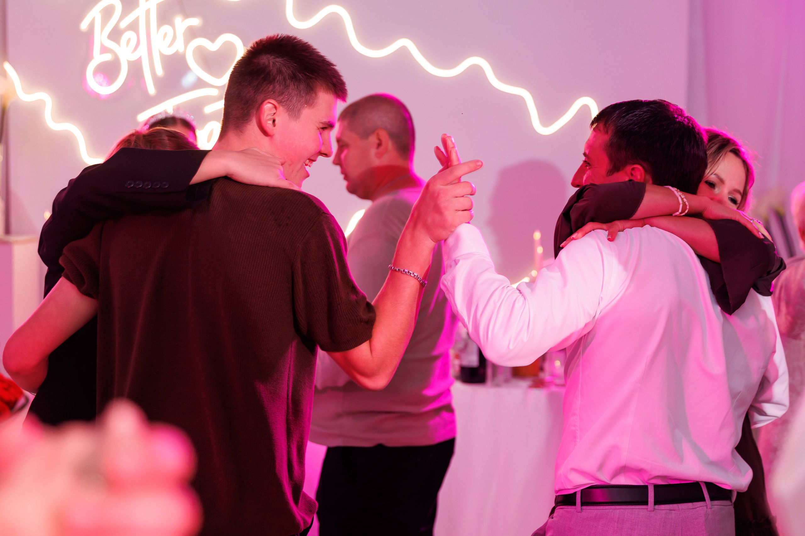 22 августа А&A. Профессиональный фотограф в Брянске Аля Подольная. Свадебный, семейный, портретный фотограф. Выпускные альбомы. Опыт более 10 лет. АЛЯМОМЕНТ