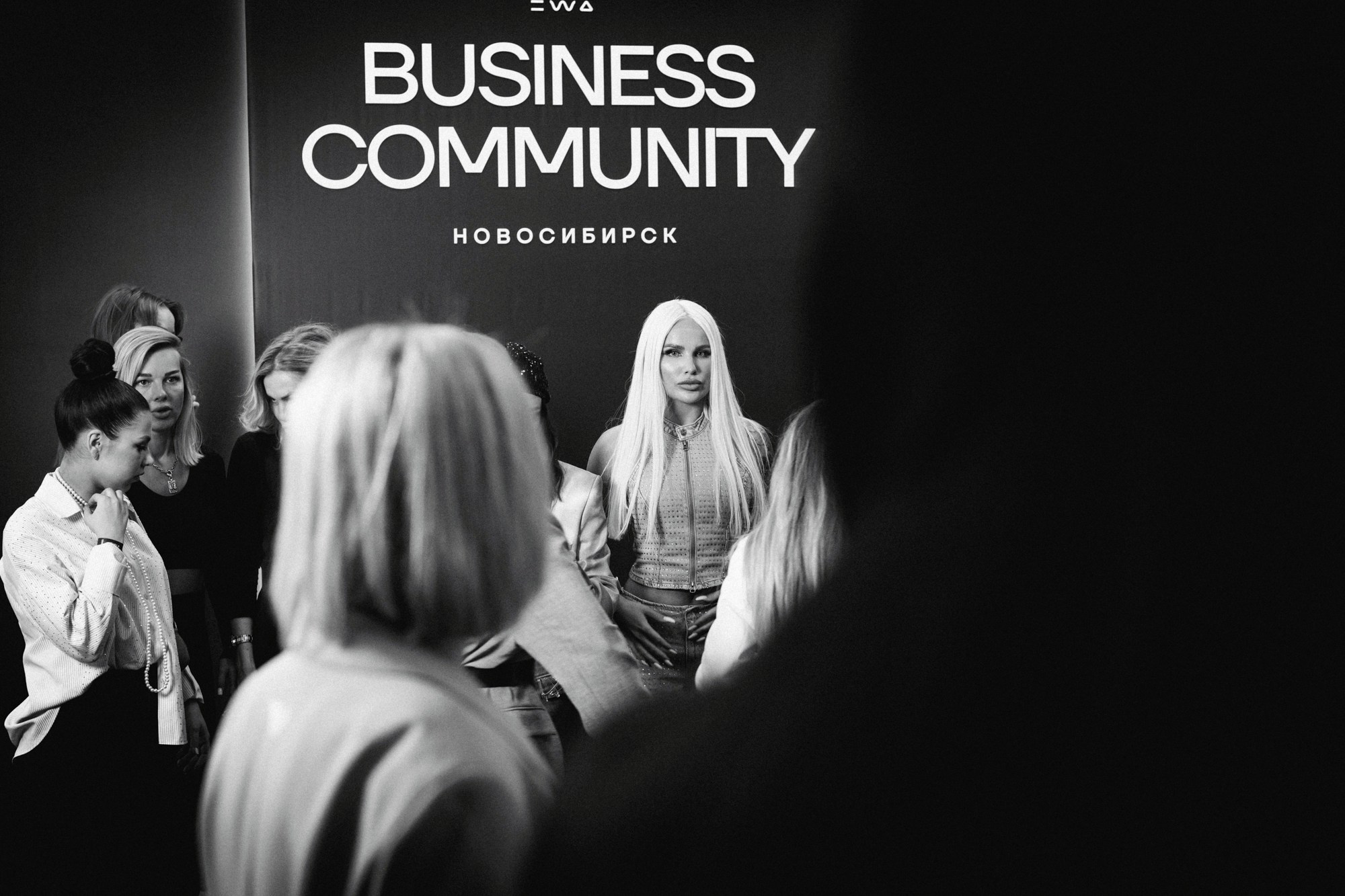 EWA Product. Бизнес фотограф в Новосибирске Александр Рощин