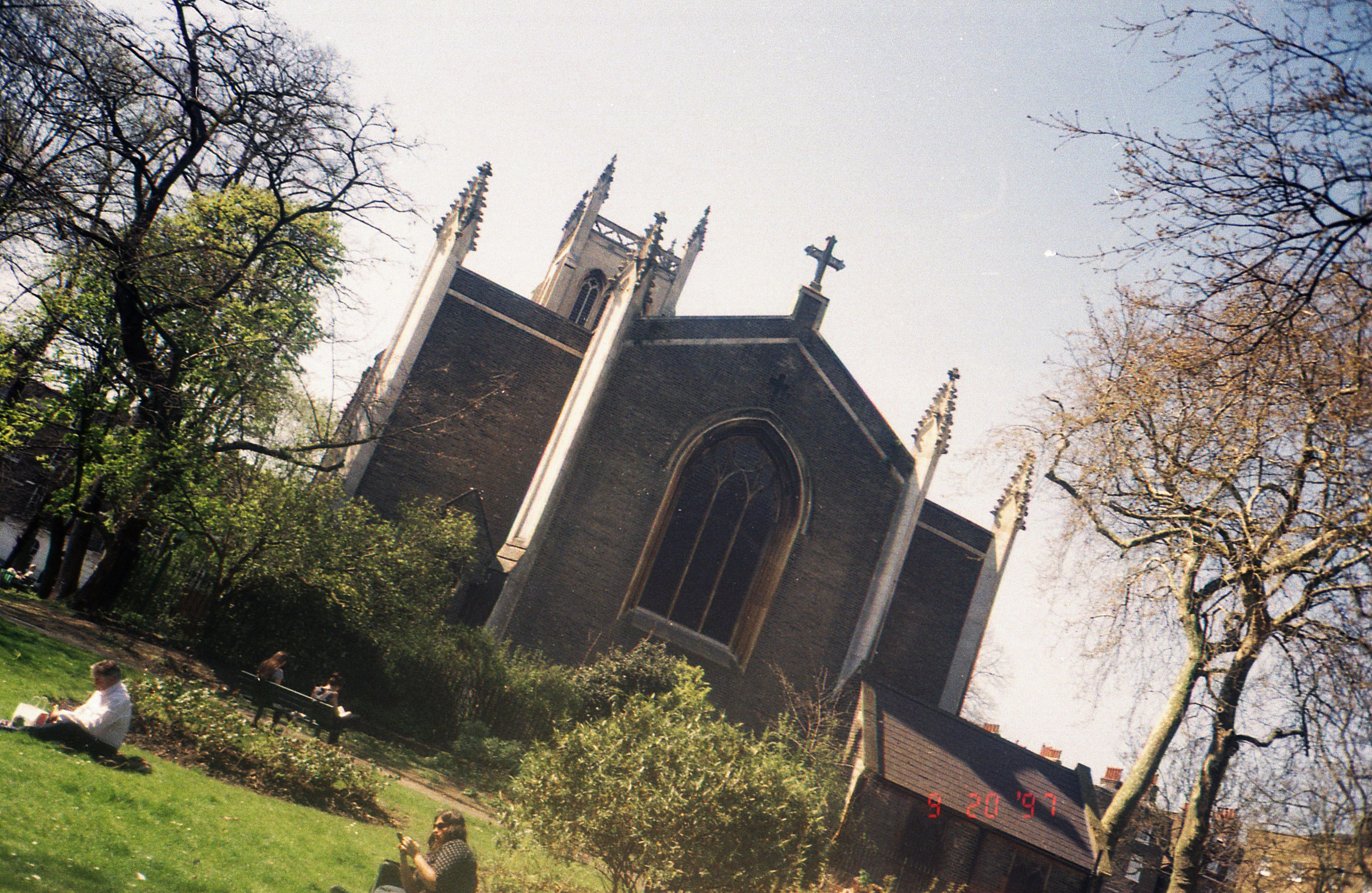 Analog London. Iraogo