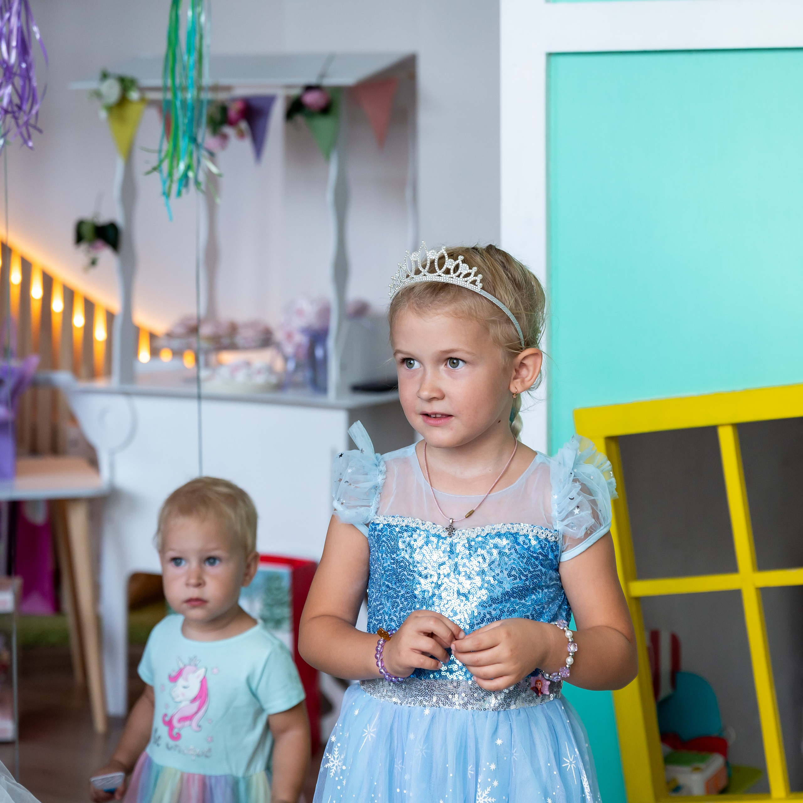 ДР в лофте с фокусником