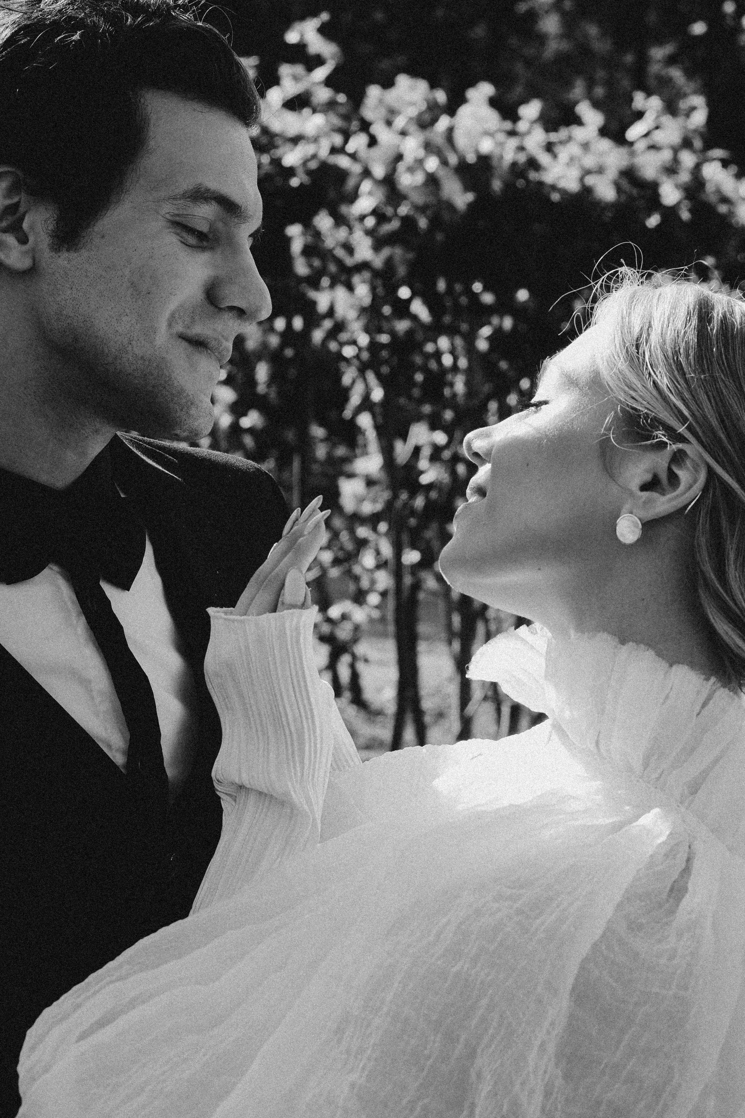 СВАДЕБНАЯ СЬЕМКА В ПАРКЕ ОРАНИЕНБАУМ. Профессиональный фотограф, Санкт-Петербург — Виктория Богомолова