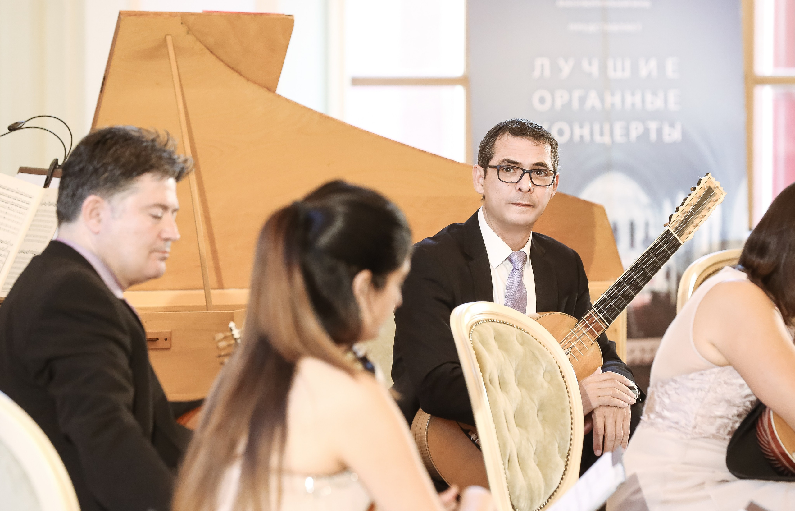 Путешествие мандолины. Дарья Письменюк / Darya Leitstern — фотограф, музыкант, журналист, путешественник