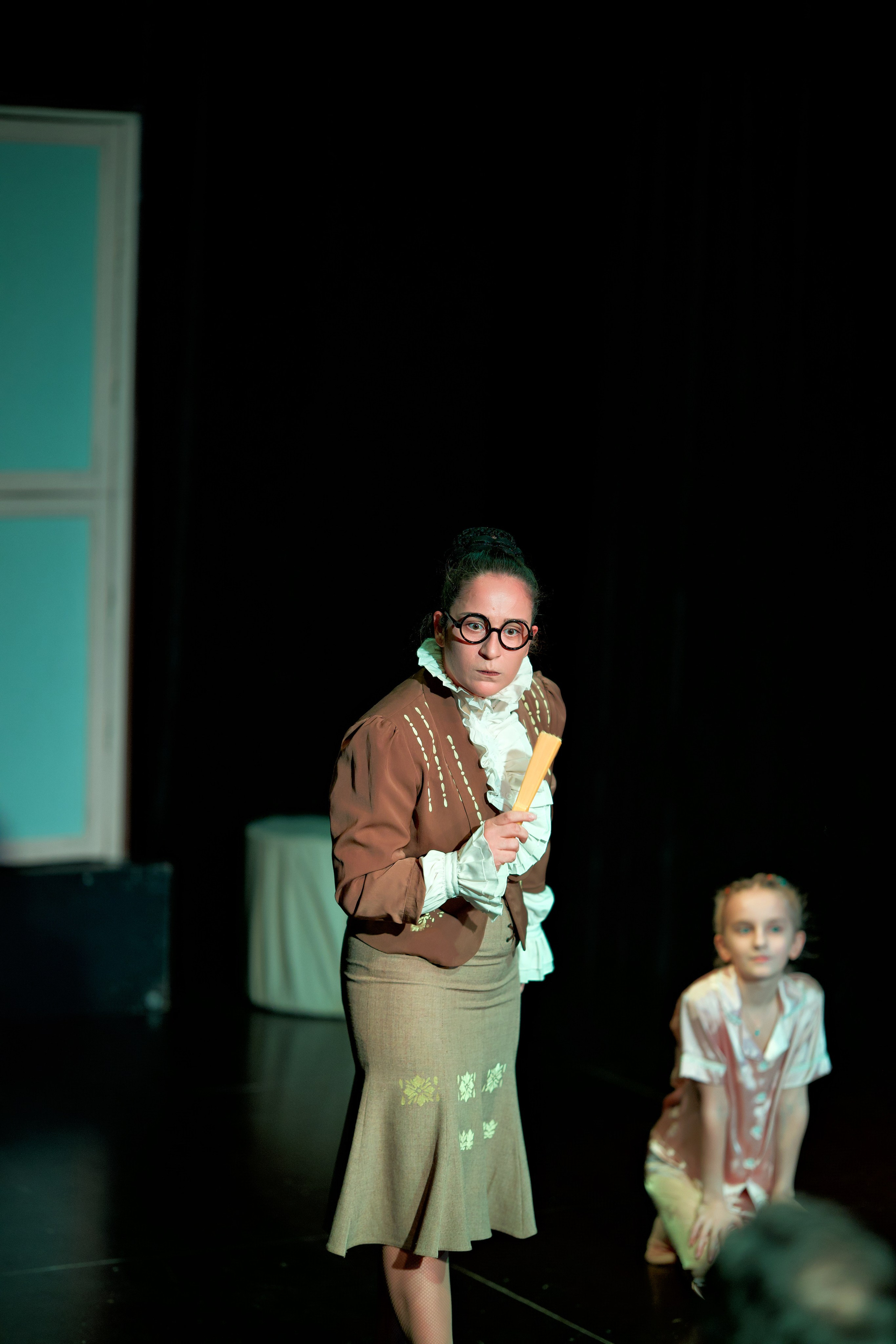 В шкафу с призраками. Фотограф Денис Болдинов. Москва