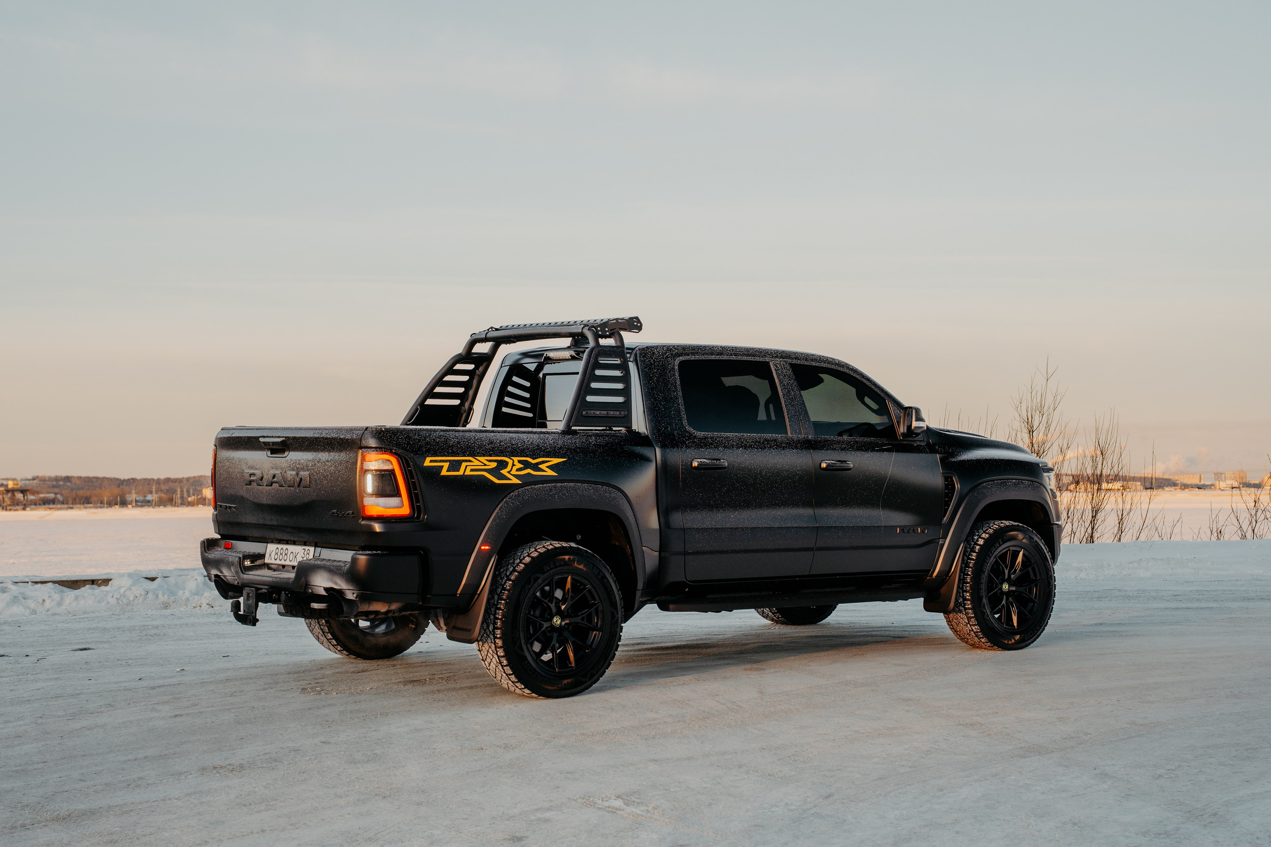 Ram Rebel TRX. Фотограф, видеограф и пилот дрона на Байкале