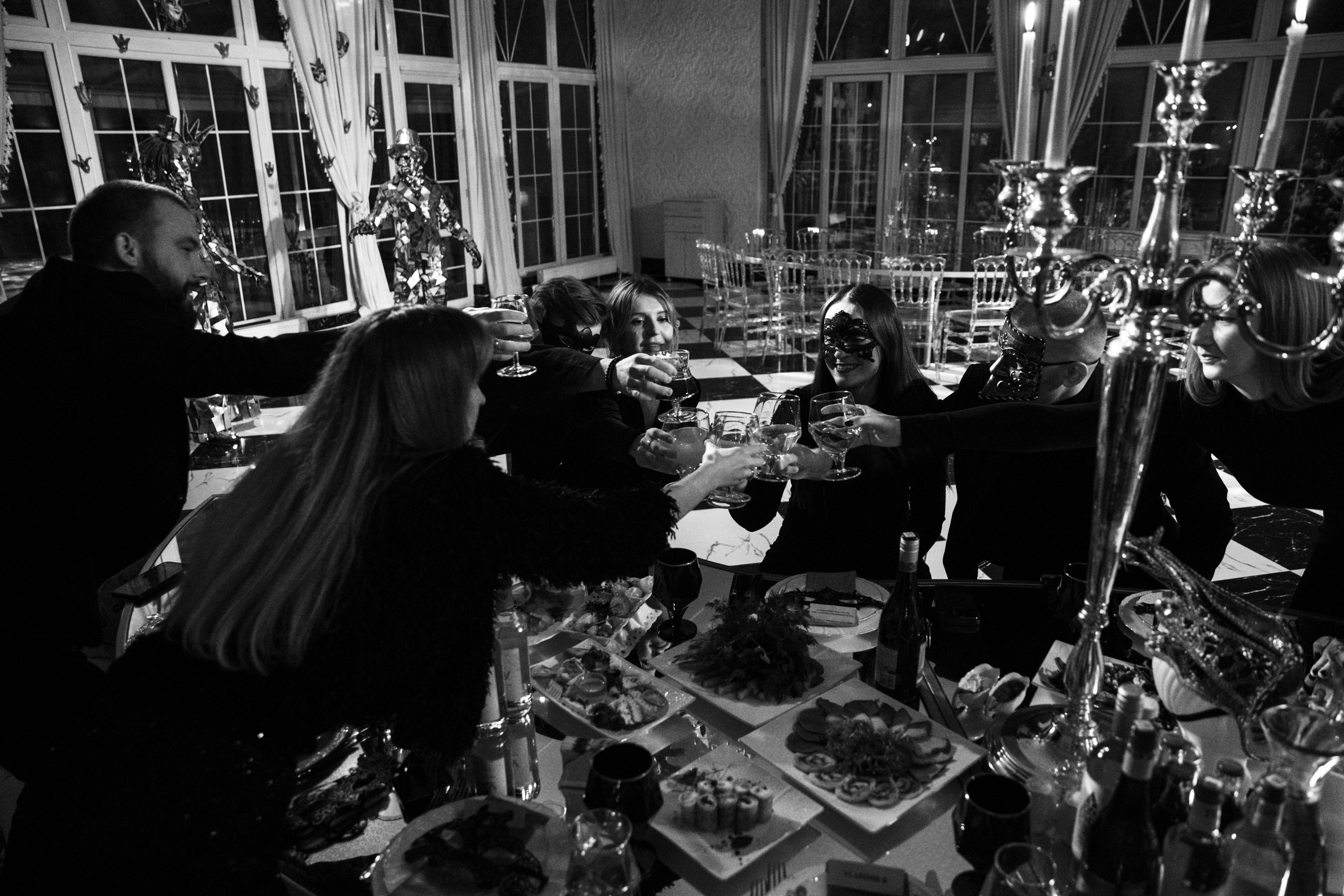 Камерный день рождения в ресторане «Bellagio». Свадебный и семейный фотограф Виолетта Сидельникова. Краснодар, Россия, Беларусь, Европа