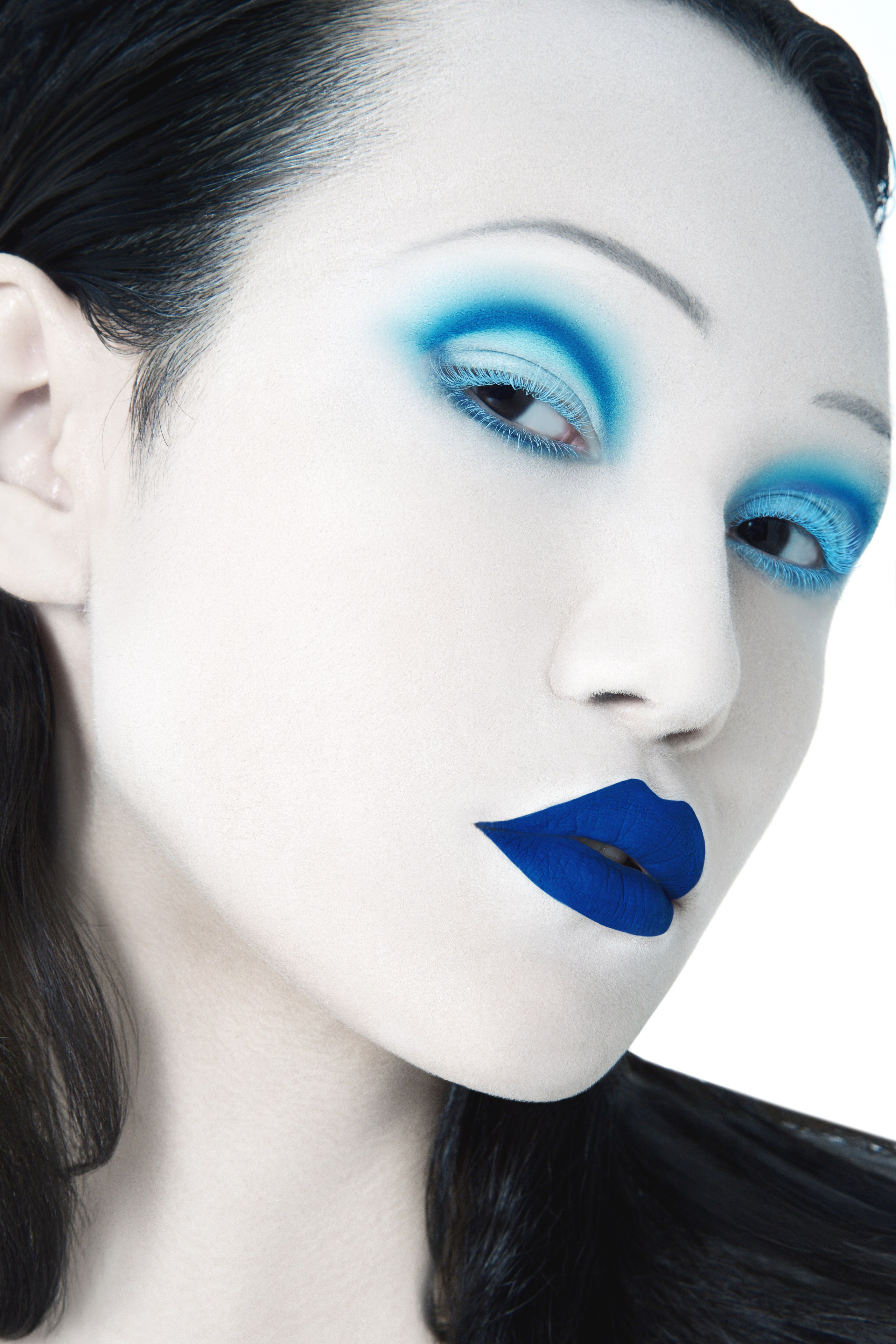 BLUE. Студийный-fashion фотограф в Москве и Санкт-Петербурге