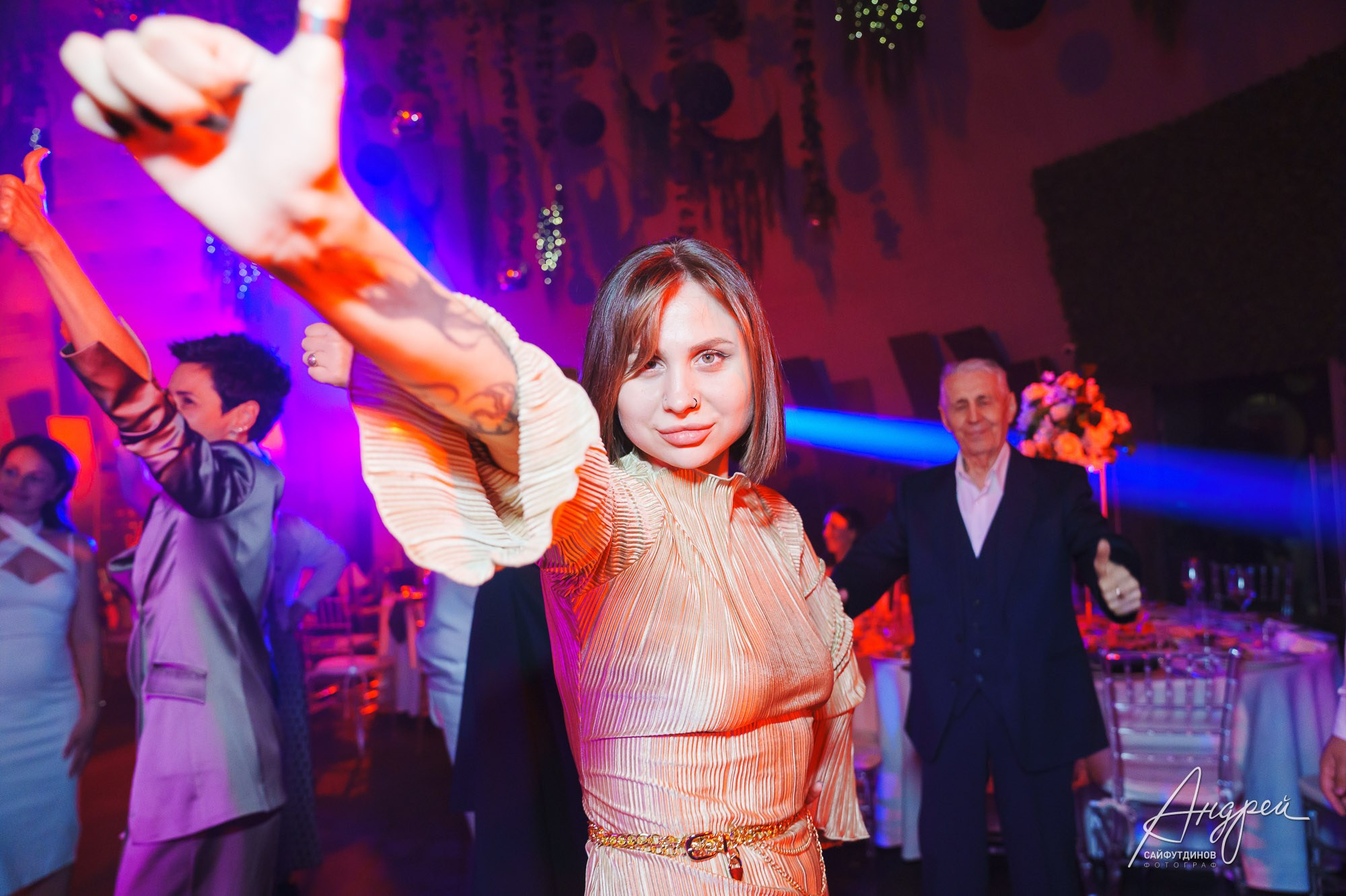 Фотоотчёт и бэкстейдж свадебной фотосессии. Свадебный и семейный фотограф в Ростове-на-Дону. Андрей Сайфутдинов