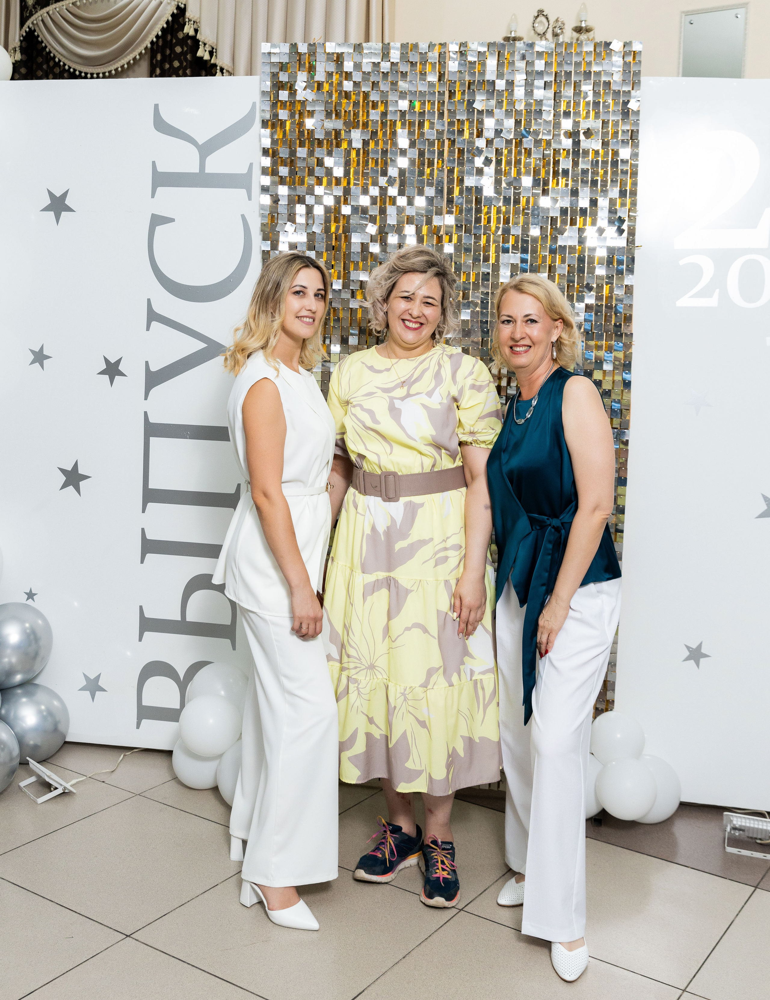 Школа № 10. Выпускной, 11 «А» класс