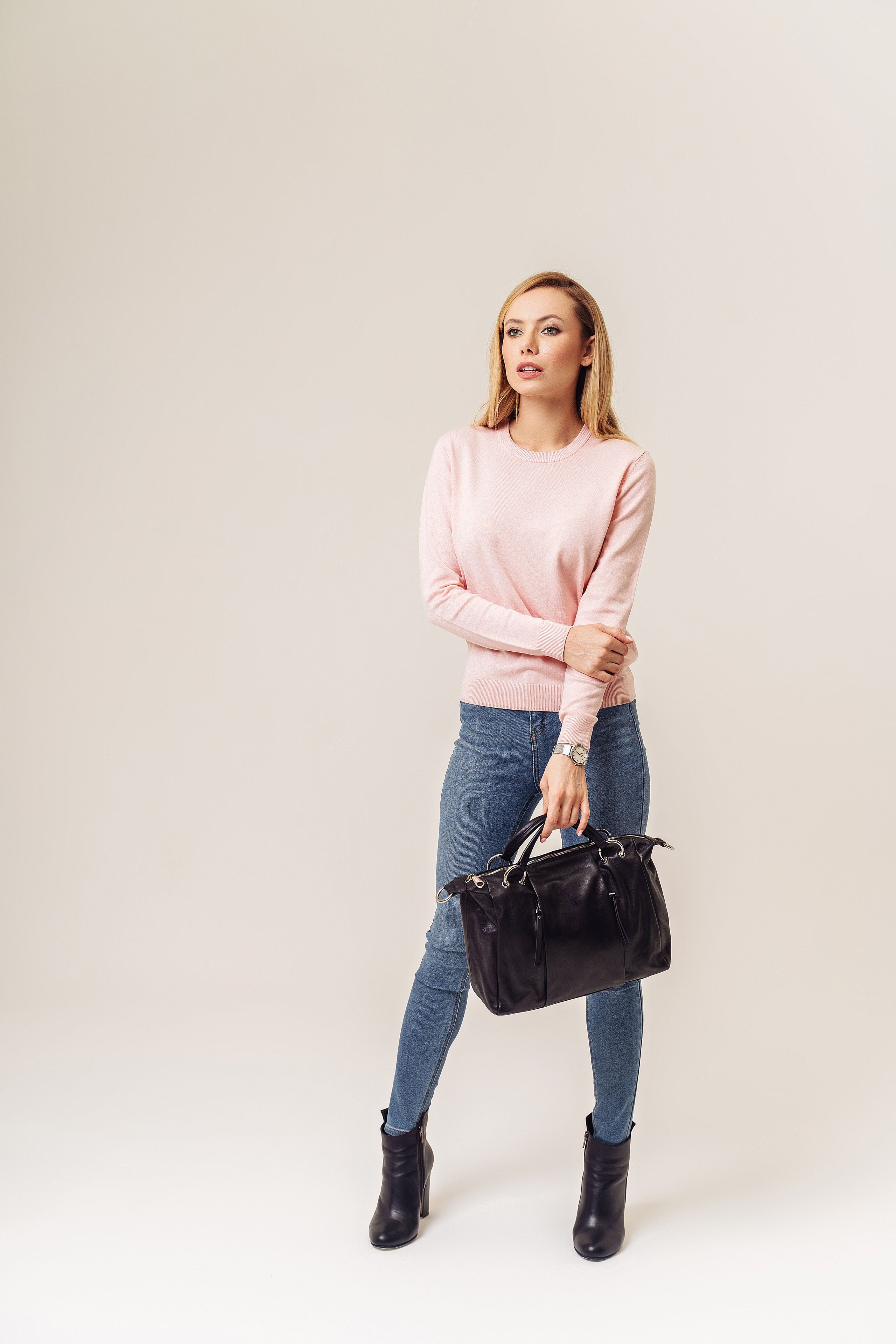 Предметная фотосъемка сумок. Свадебный и портретный фотограф Клипа Максим