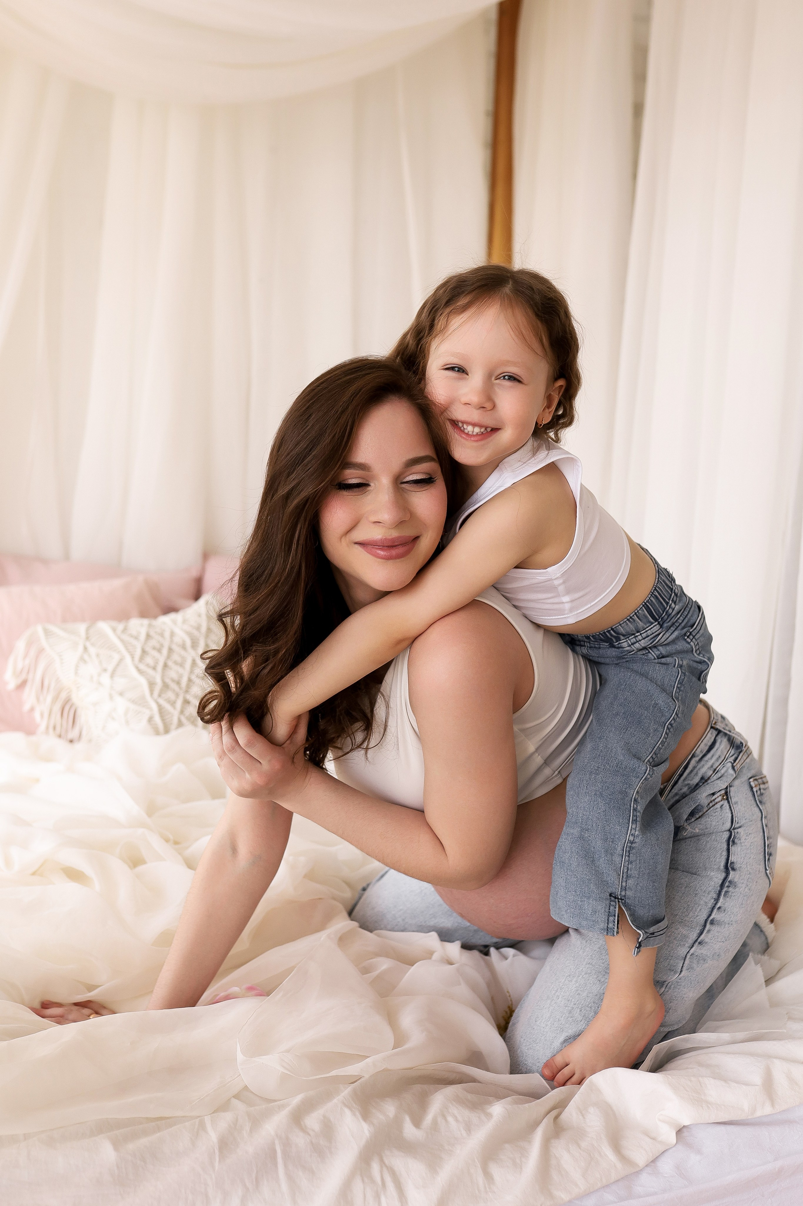 Елена в ожидании. ФОТОГРАФ ХАБАРОВСК АНАСТАСИЯ РАЧЕНКОВА