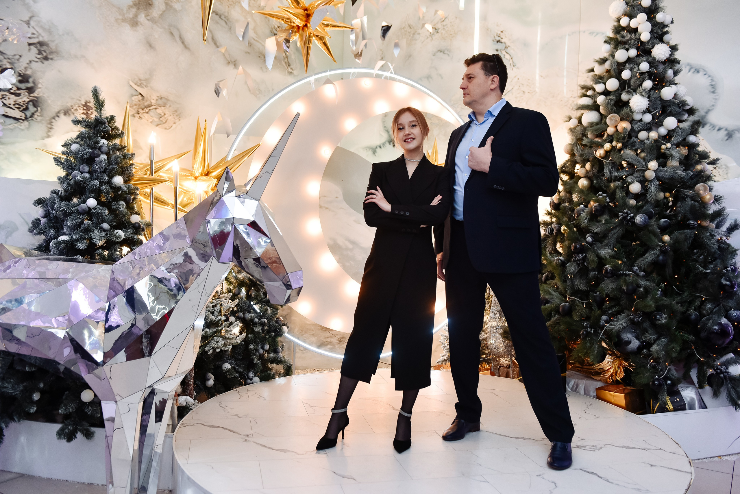 Новогодний корпоратив в ресторане Nebesa. Анастасия Петрович фотограф, фотокорреспондент в Москве и Санкт-Петербурге. Фотосъёмка репортажа, мероприятия, корпоративная съёмка, контент