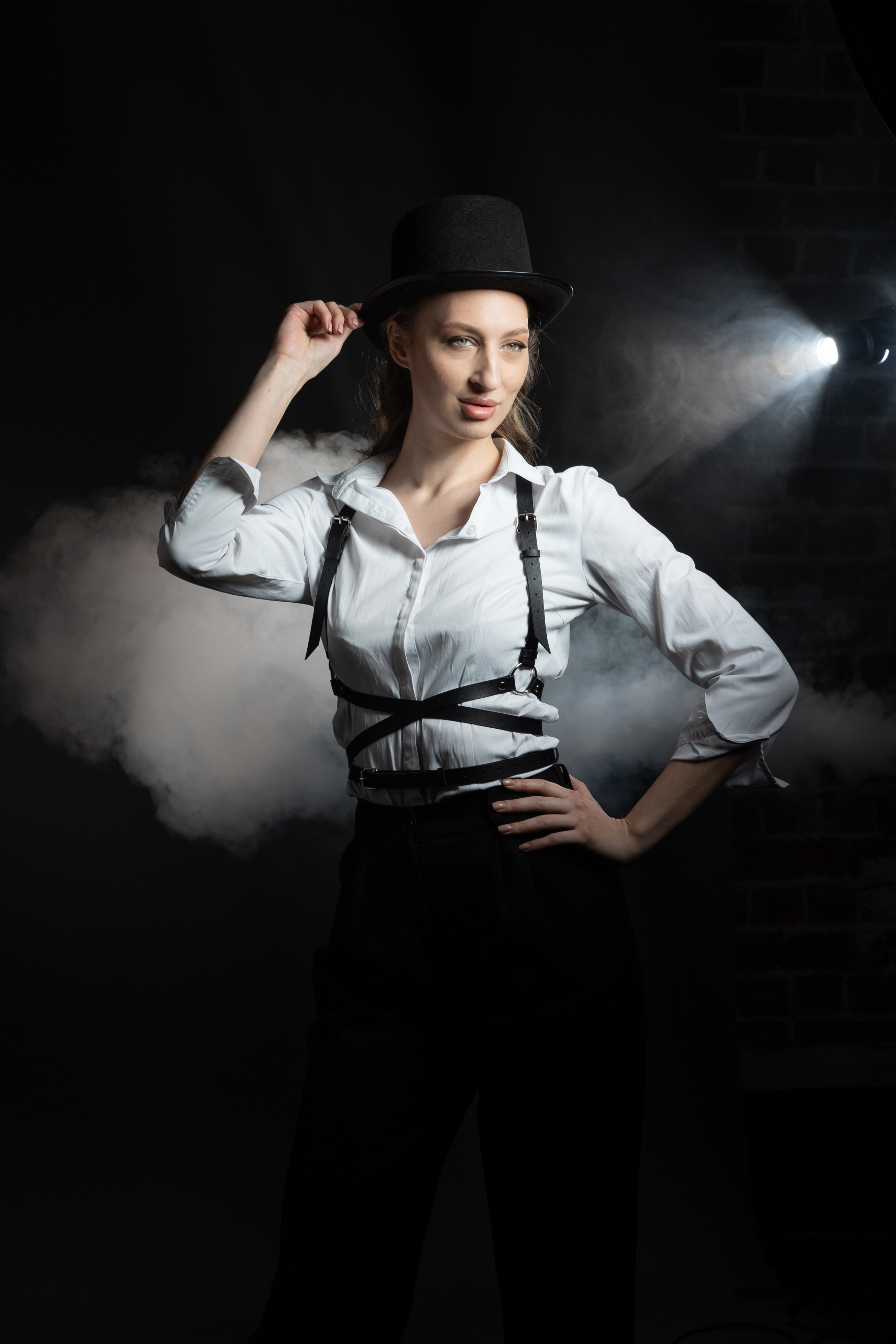 Студийный женский портрет. Тонкая грань между классикой и современностью. Фотограф |Ленинск, Волжский, Волгоград| Наталья Савилова