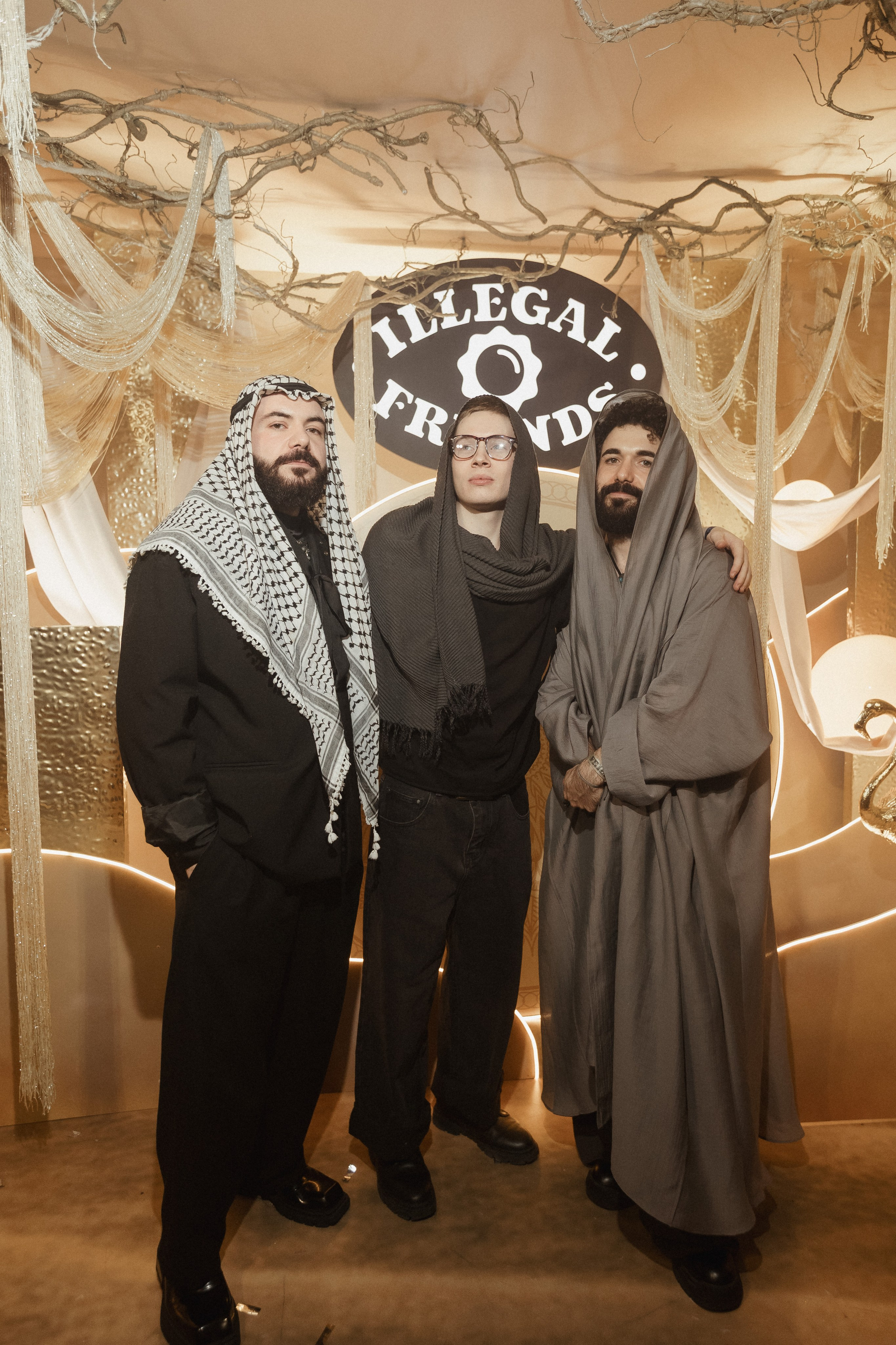 ILLEGAL FRIENDS — MIRAGE [PART II]. СВОИ. ФОТООТЧЕТЫ-СОБЫТИЯ-МЕСТА