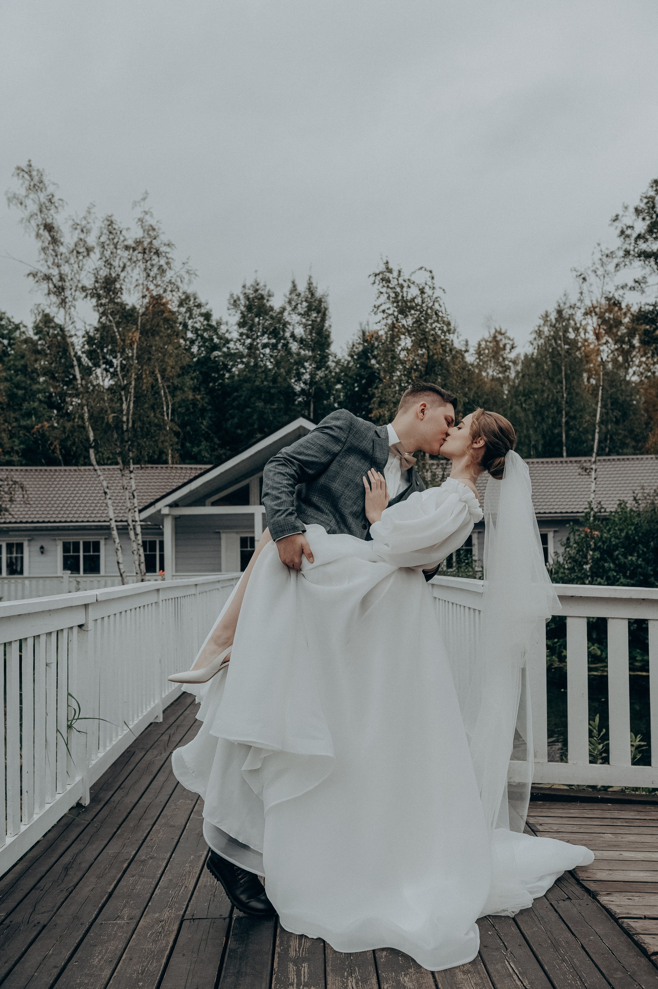 Осенняя нежность в Медвежьих озерах, Щелково. Свадебная фотоистория. Свадебный и семейный фотограф Виктория Носачёва. Щелково, Москва и МО