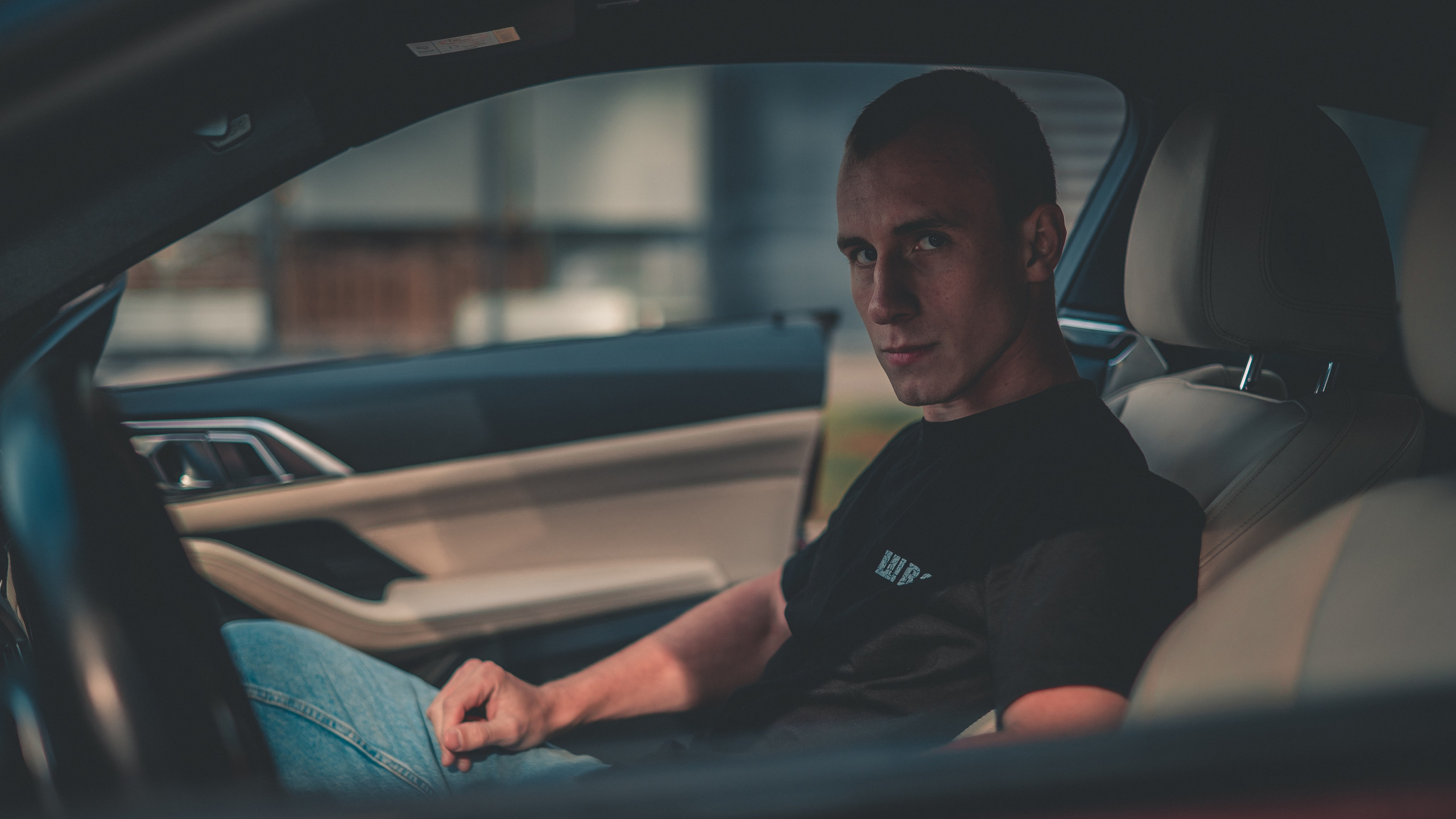 Вячеслав Шкадин — портретная съёмка. Иван Кубик — фотограф и видеограф