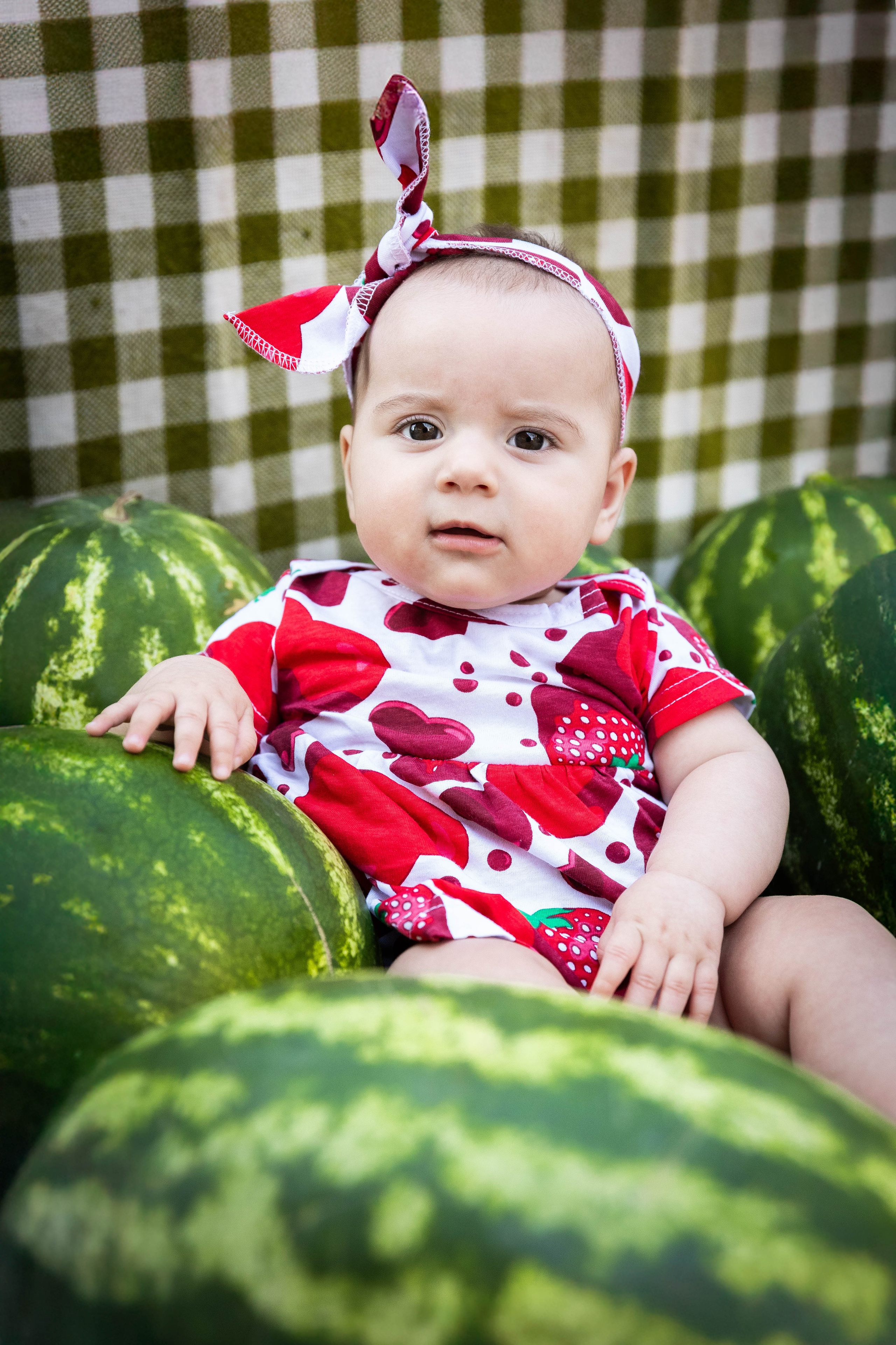 Анютка и арбузы. Фотограф-АниМалист Анна Абрамова