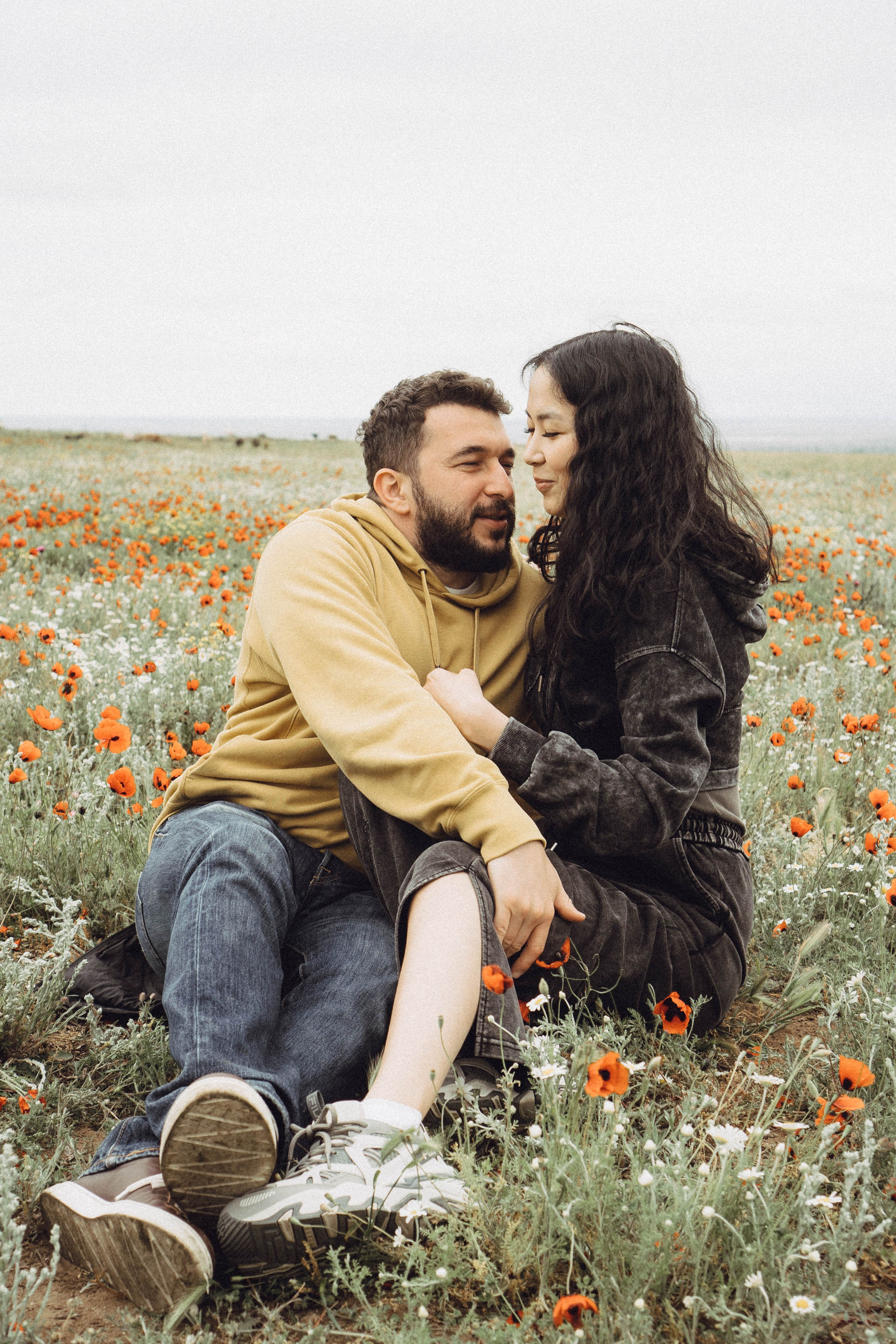 Любовь в маковом поле. Профессиональный фотограф, Санкт-Петербург — Виктория Богомолова