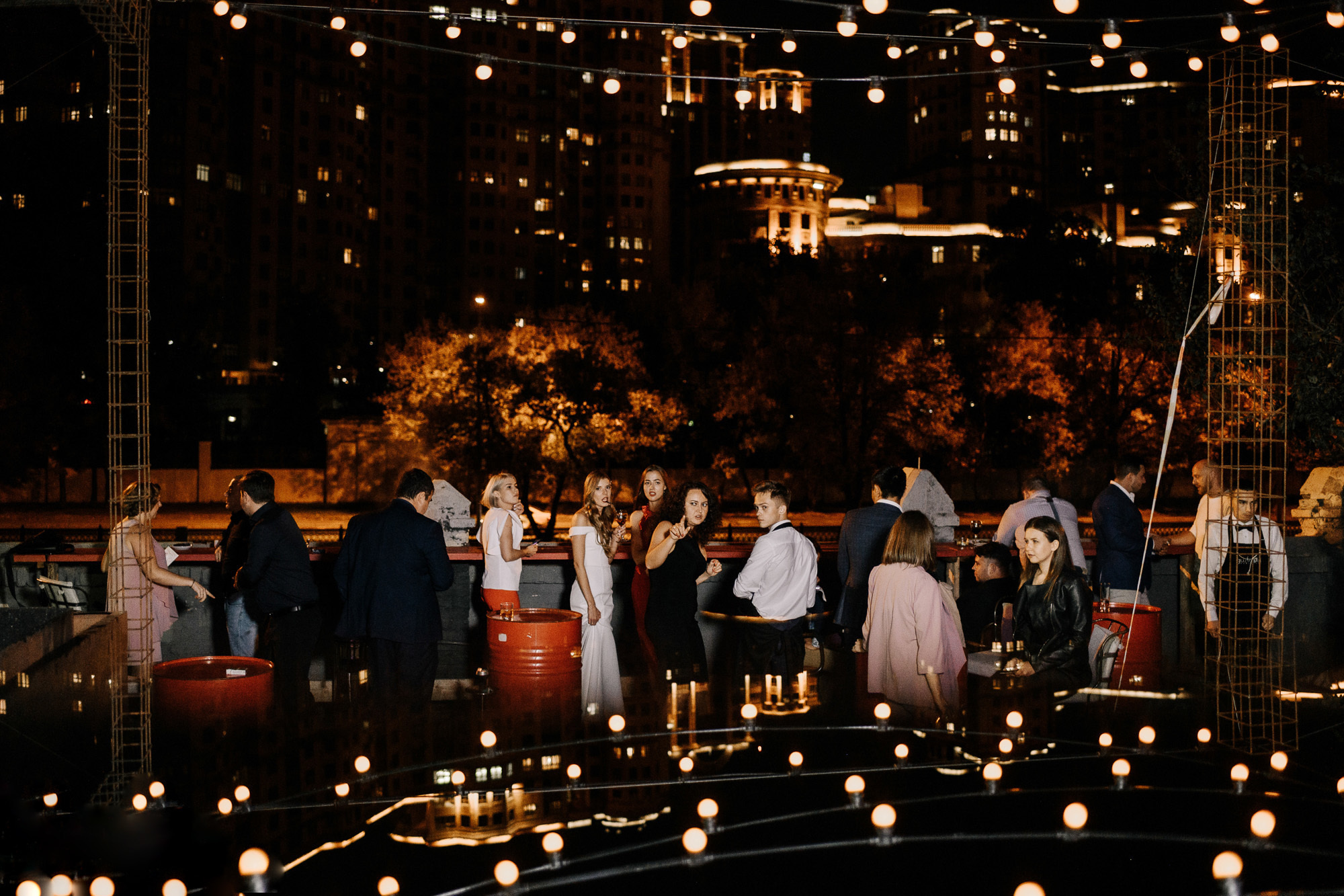 Drink, dance, kiss or go away. Алина Посторонка