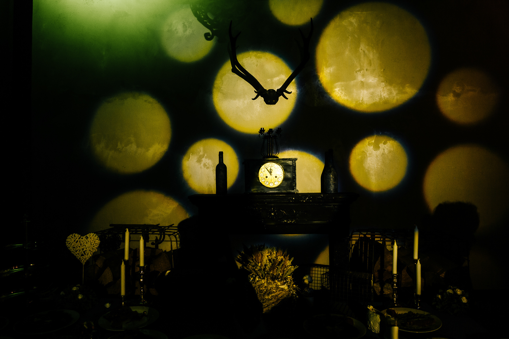 Drink, dance, kiss or go away. Алина Посторонка