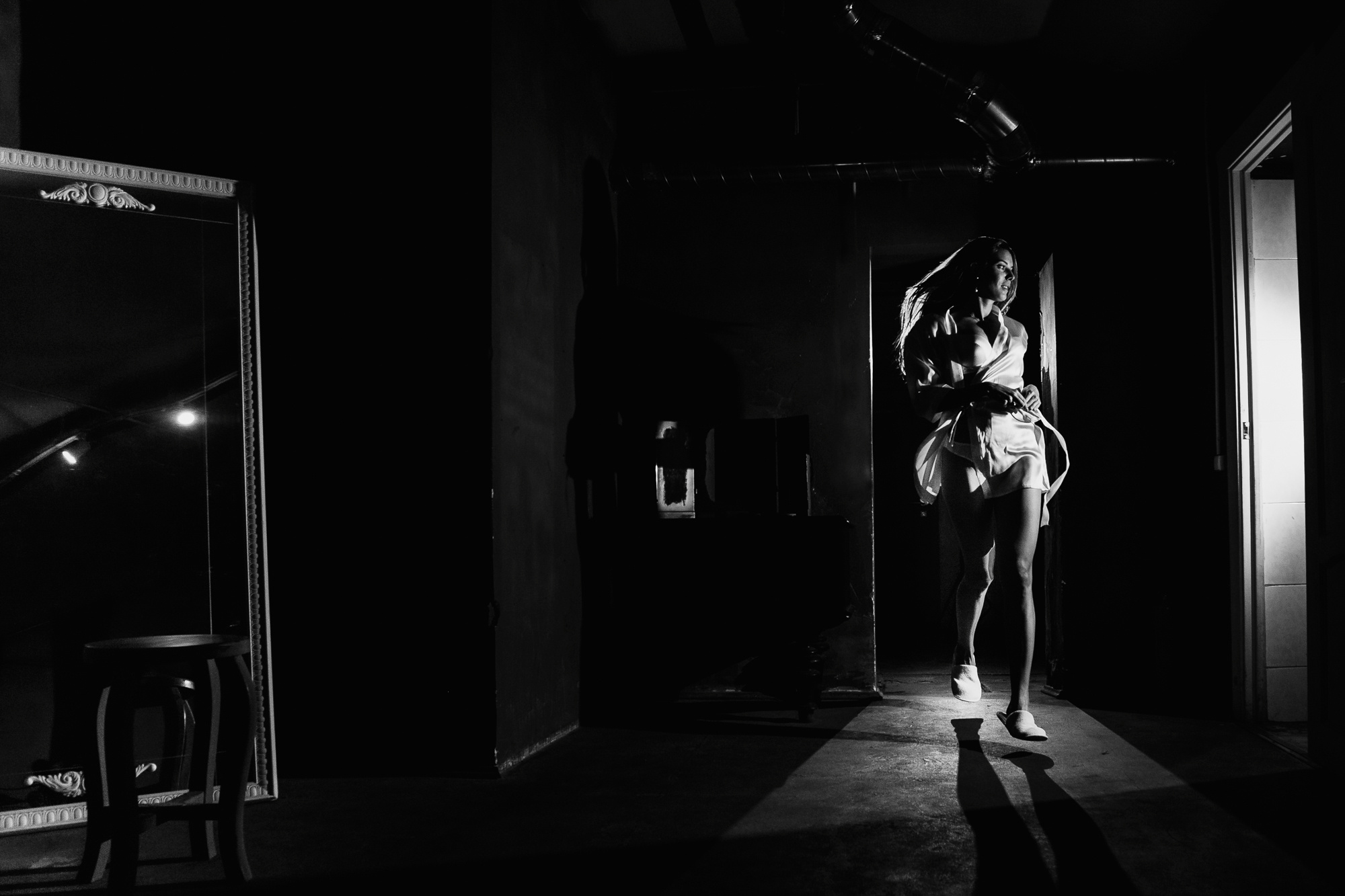 Drink, dance, kiss or go away. Алина Посторонка