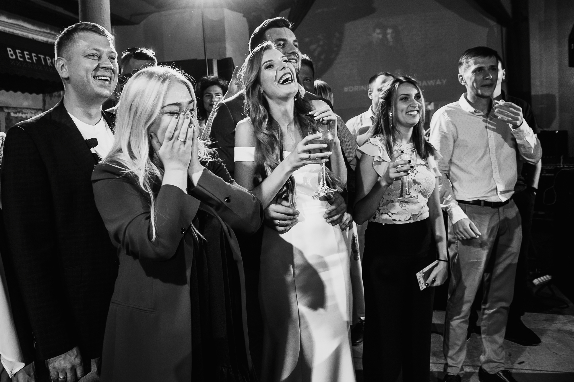 Drink, dance, kiss or go away. Алина Посторонка