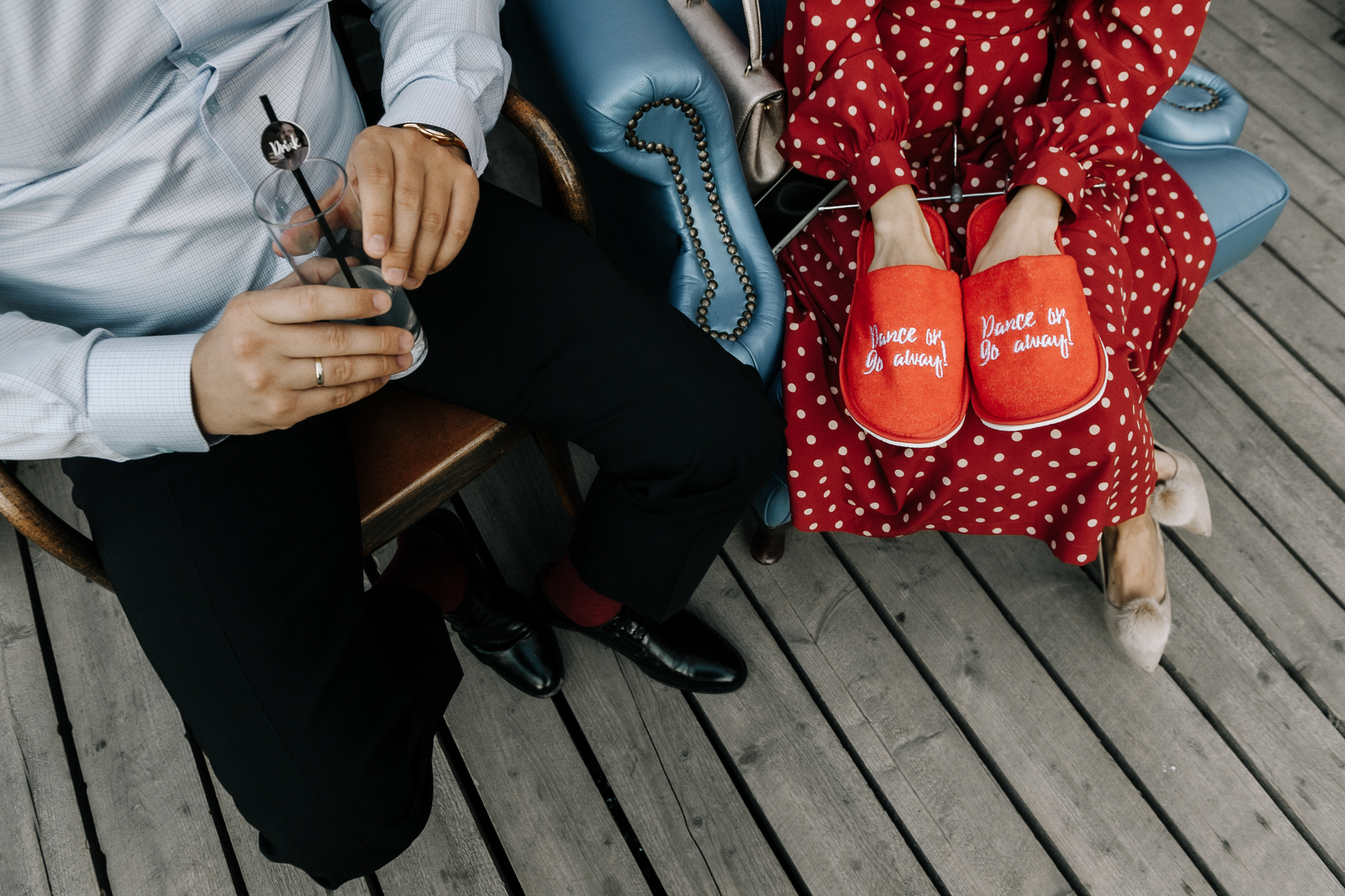 Drink, dance, kiss or go away. Алина Посторонка