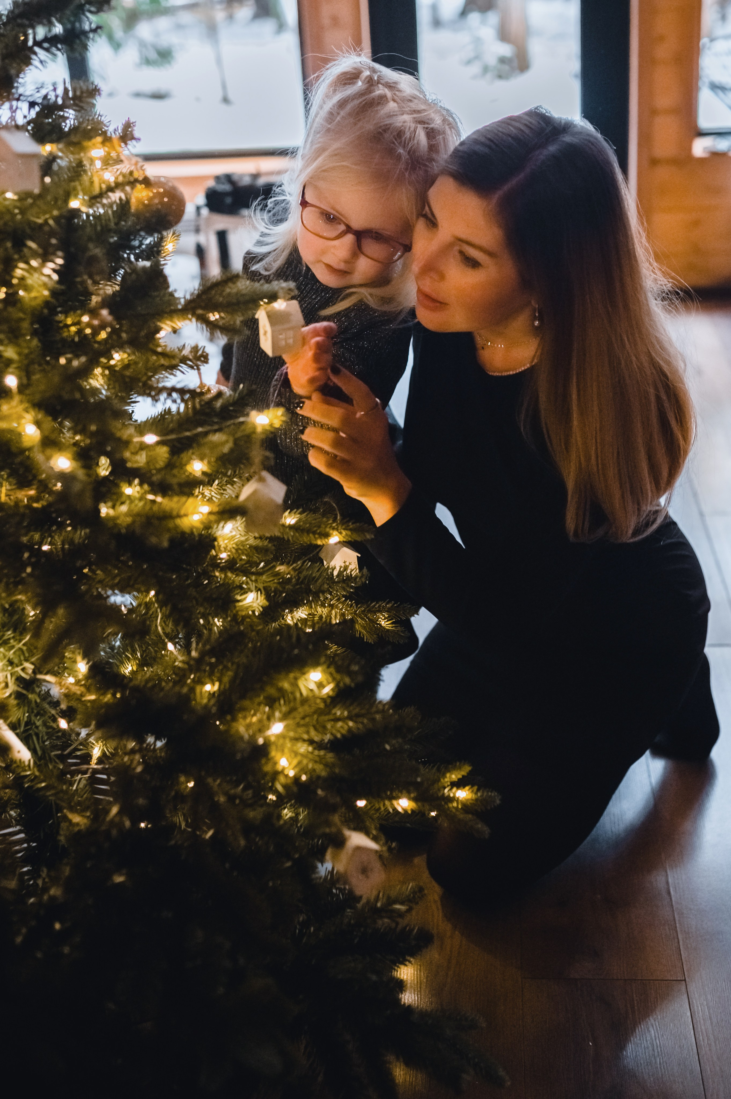 Семейная новогодняя фотосессия за городом. Фотограф Юлия Кондратьева