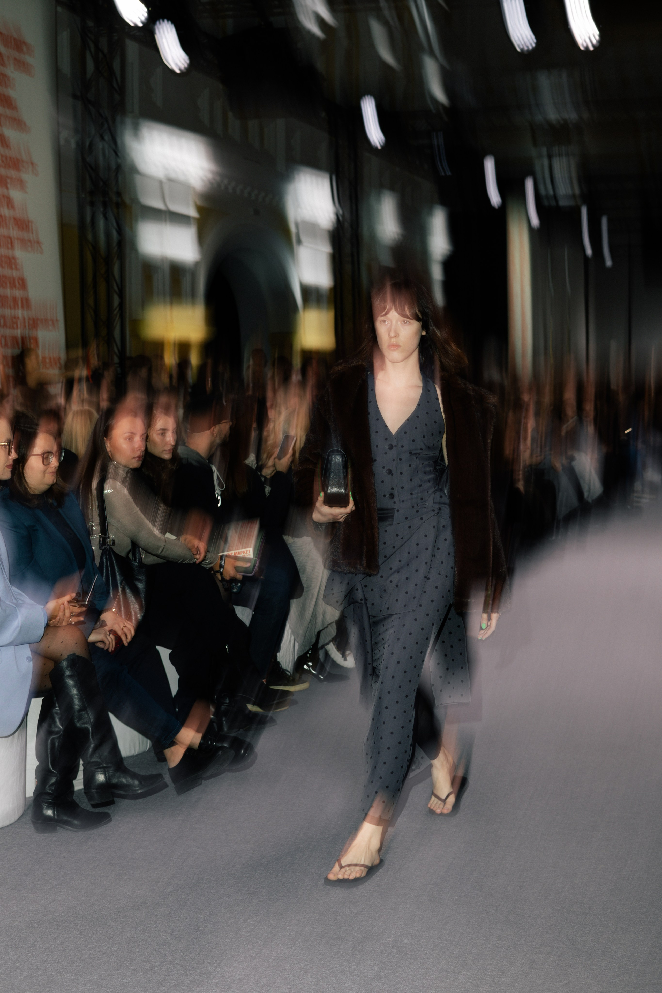 FASHION SHOW. Nikeli.mag