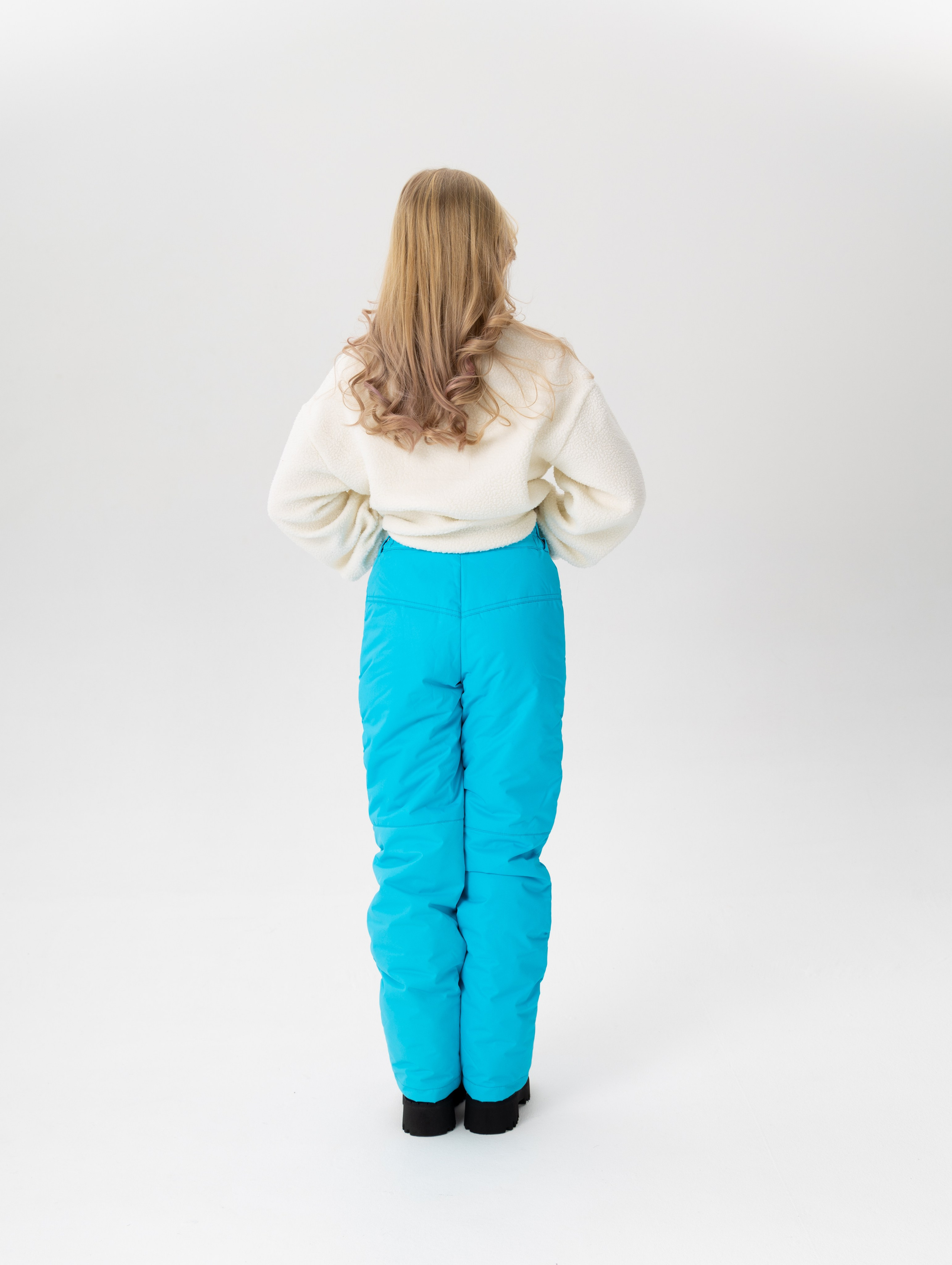 Каталожная съемка детской одежды для маркетплейса. Фотограф в Новосибирске Анна Полторацкая