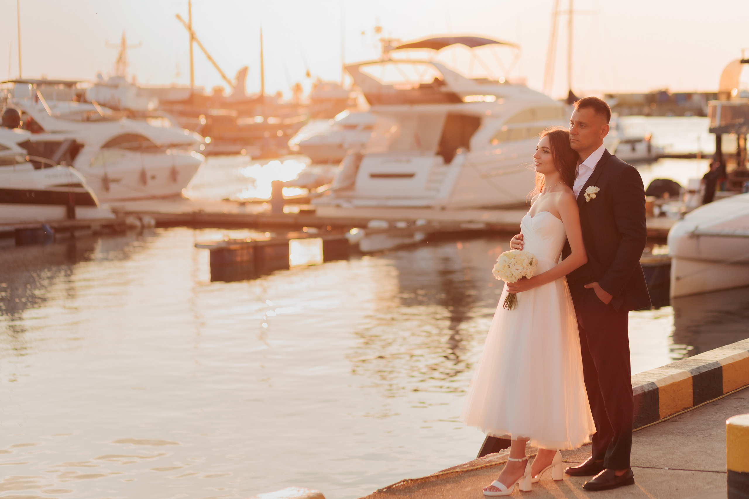 Роскошная фотосессия в Сочи на яхте. Свадебный фотограф в Абхазии, Сухум, Гагра, Сочи