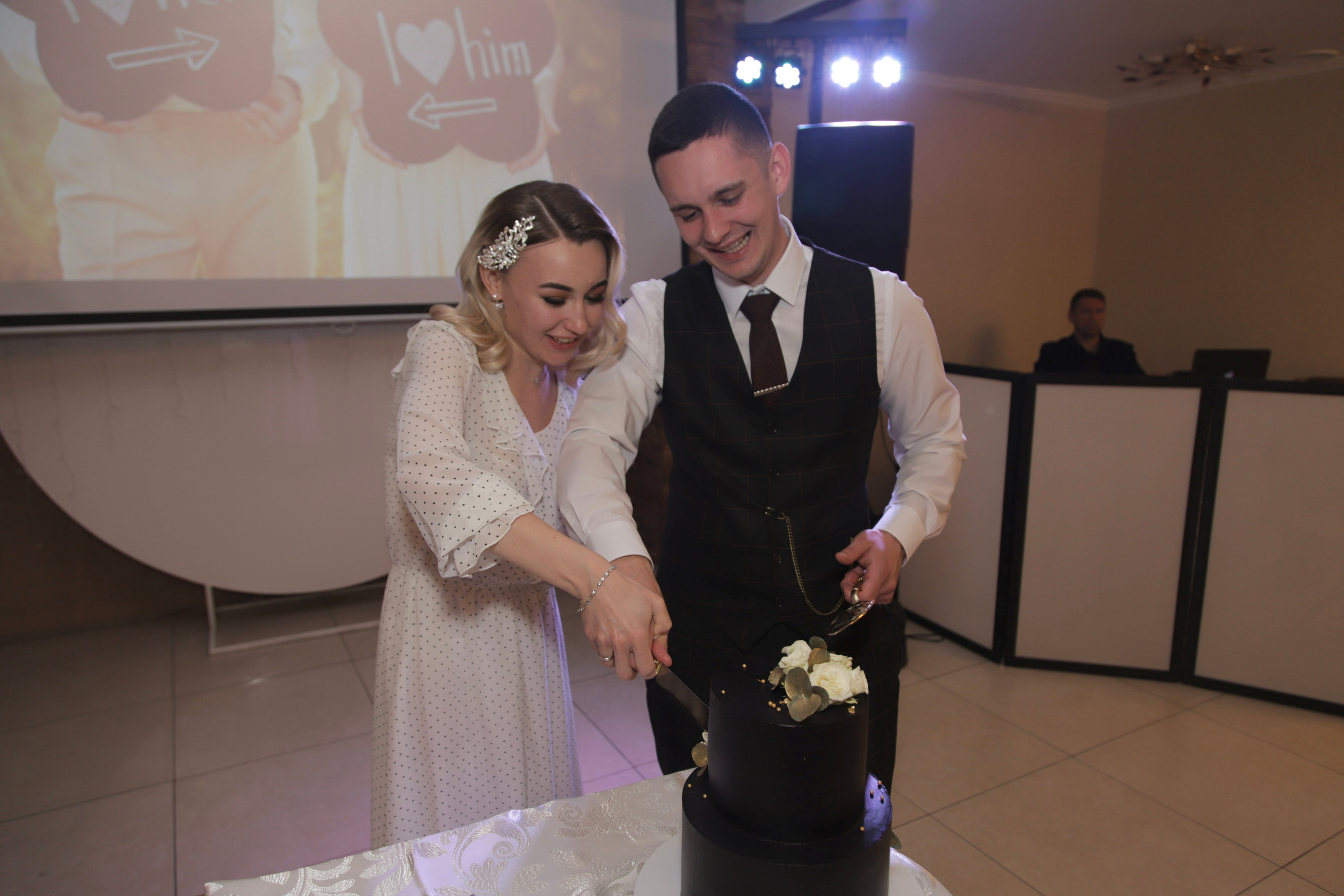 Настя и Женя. Ведущий на свадьбу в Москве Зубков Алексей